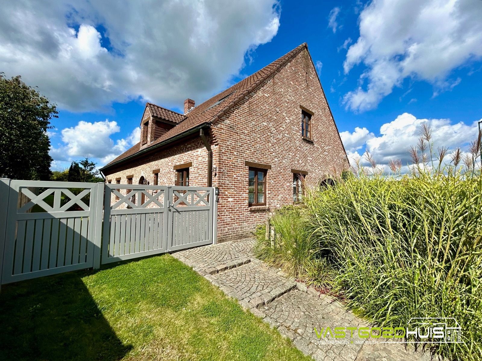 Prachtige villa in landelijke stijl foto 30