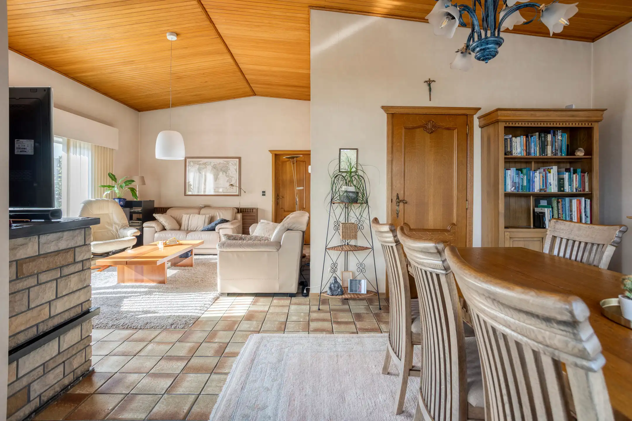Perfect onderhouden woning met 3 slaapkamers op 8 are foto 11