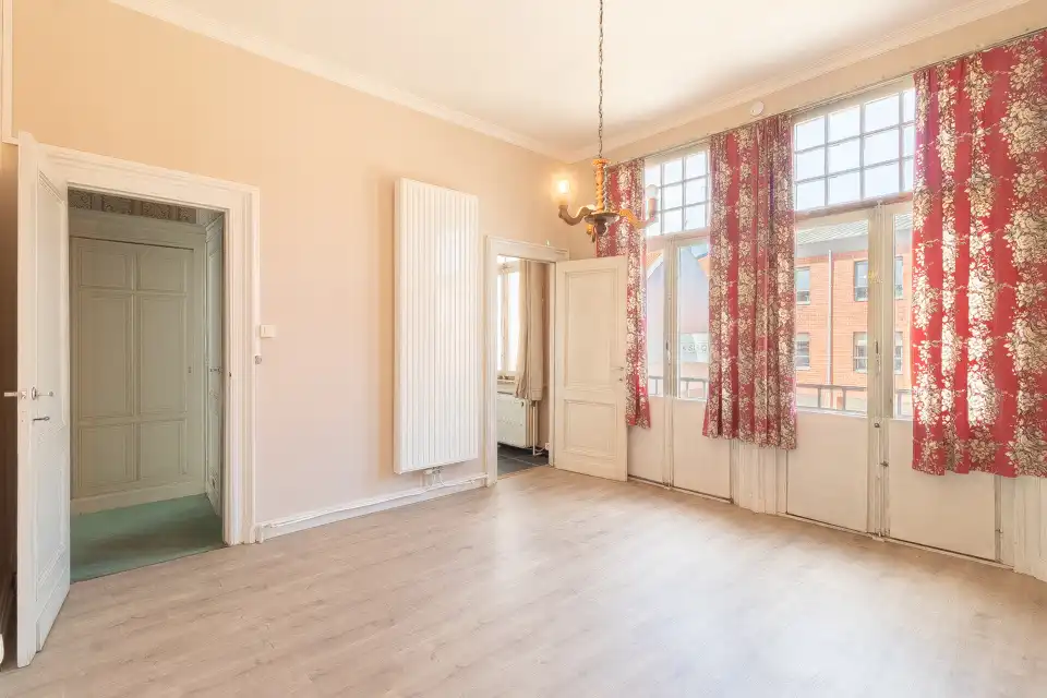 Karaktervolle herenwoning in het centrum van Wijnegem foto 16