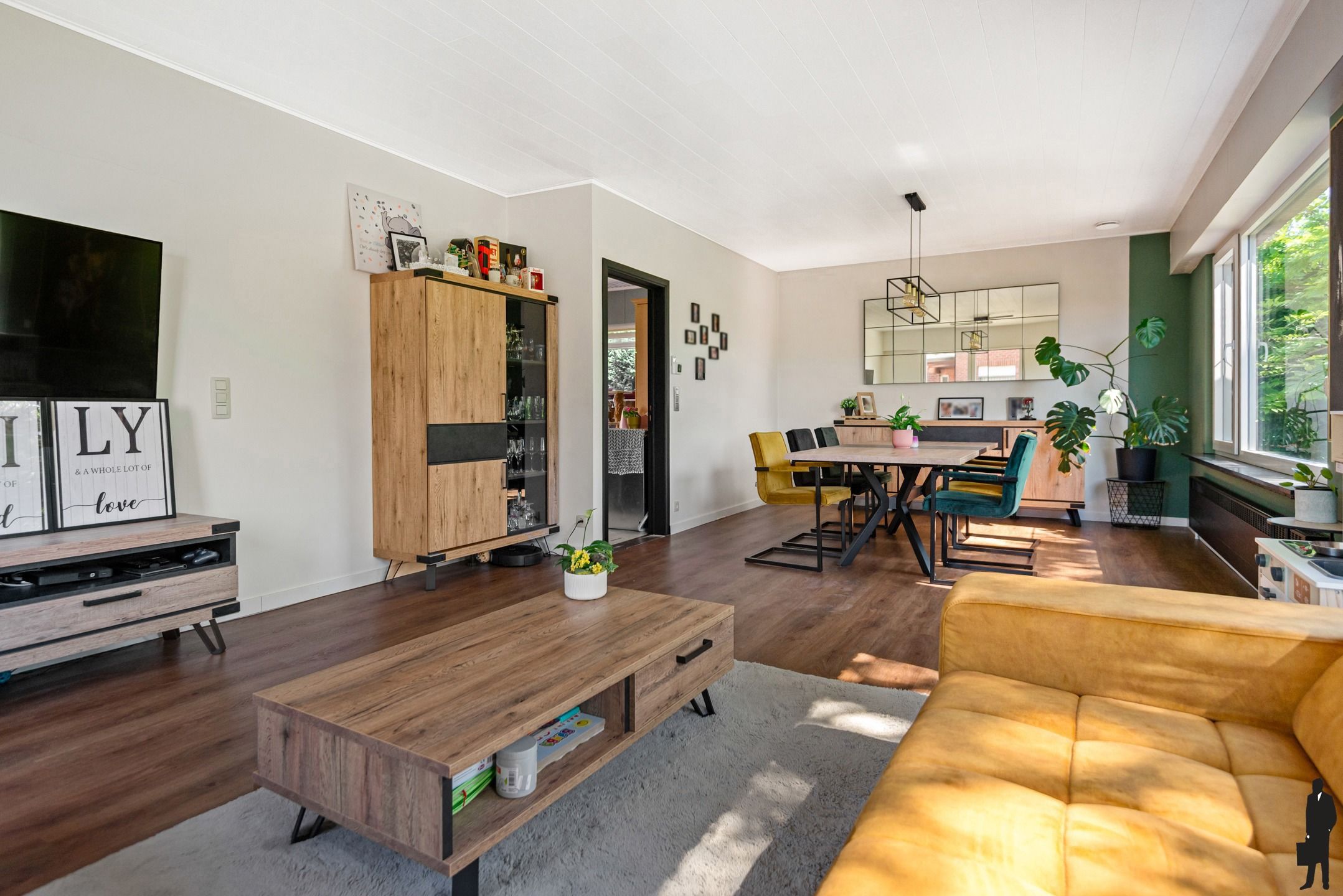 Welgelegen charmante laagbouwvilla met 3 slpks en ruime tuin foto 17