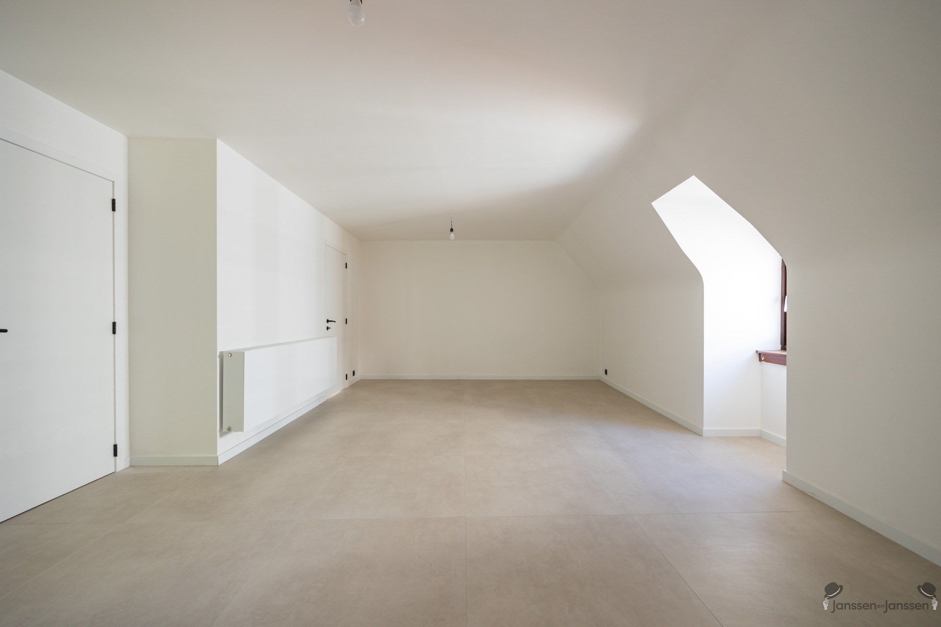 Compacte studio te koop op het 3e verdiep in hartje Aarschot foto 6