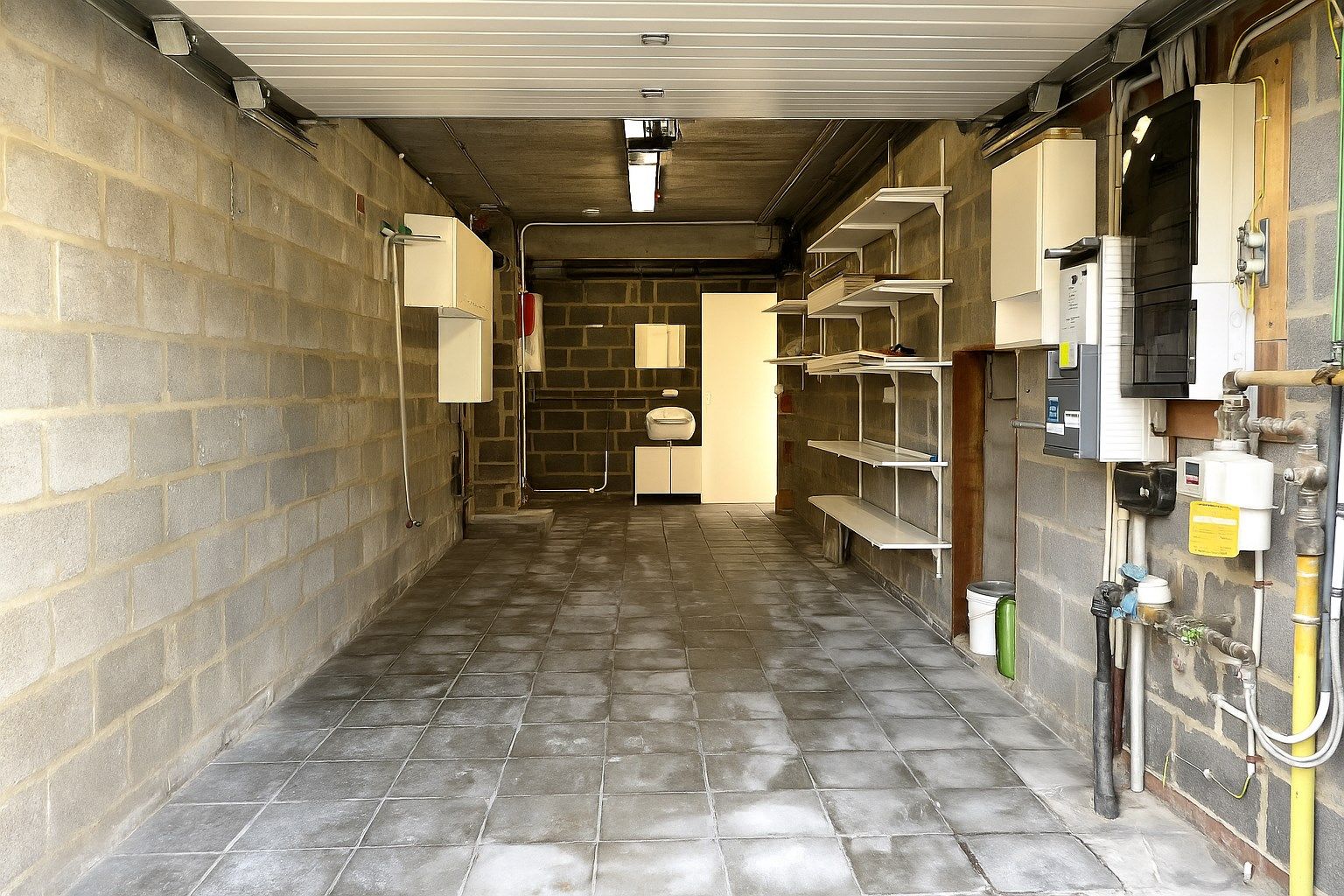 GEZINSWONING IN RUSTIGE WOONWIJK MET TUIN EN GARAGE  foto 8