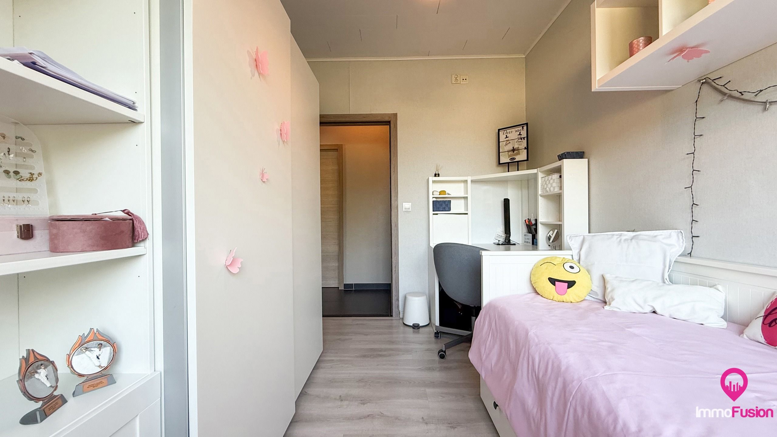 Praktische bungalowwoning met prachtige tuin en zwemvijver! foto 14