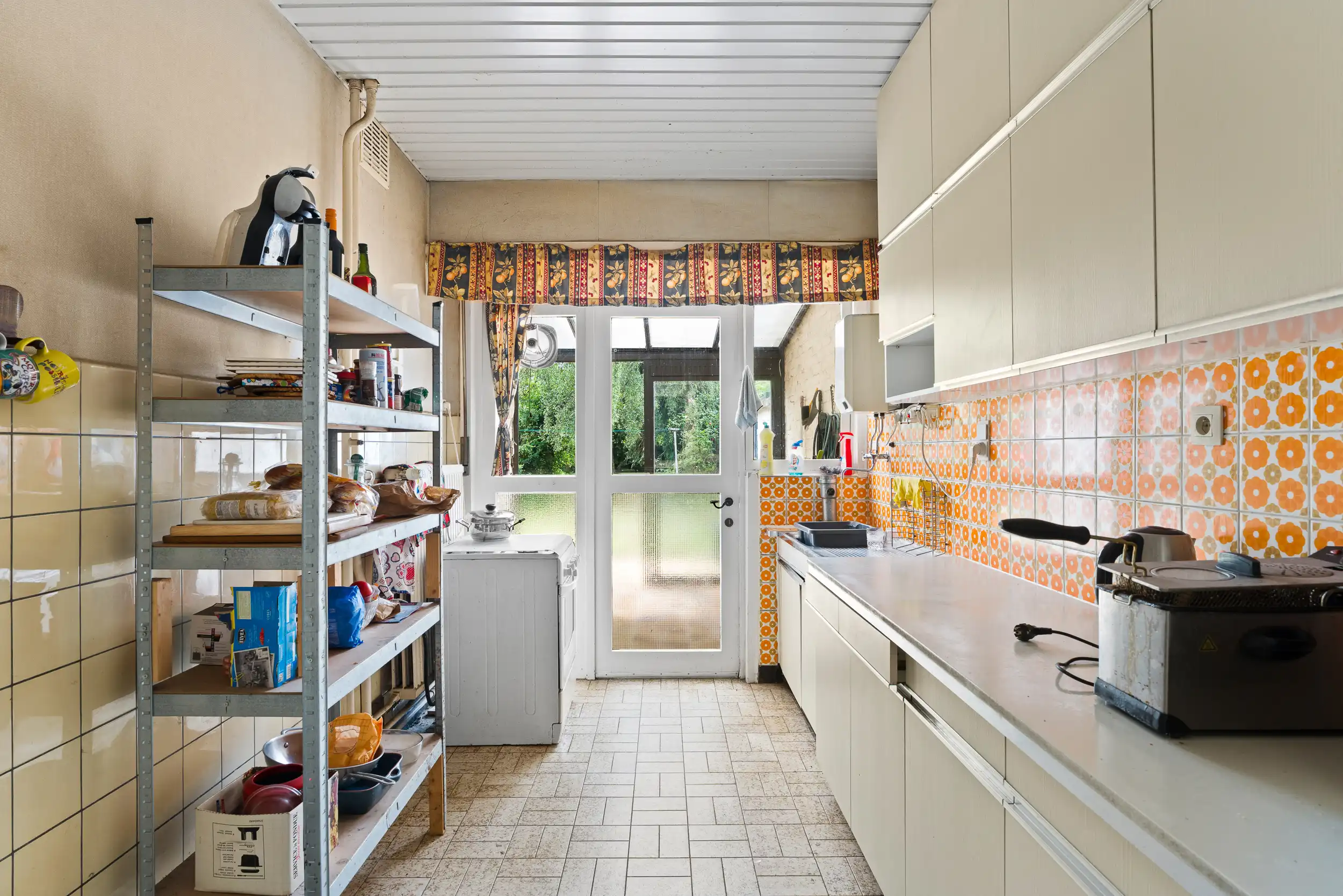 Te renoveren woning met ruime tuin in Gent foto 6