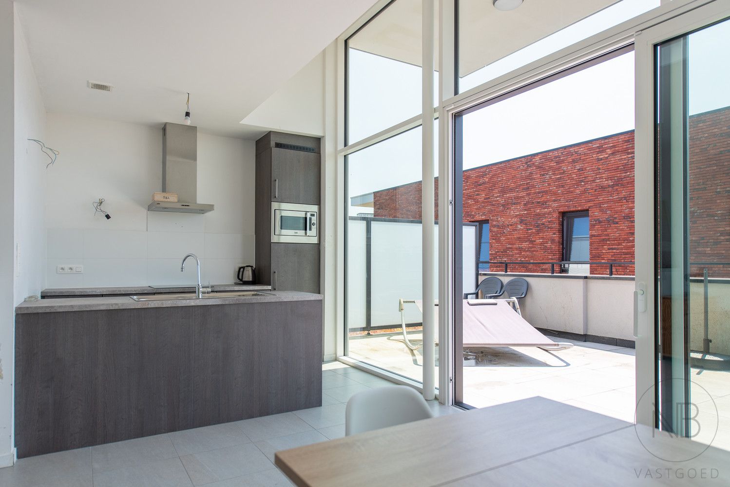 Modern en energiezuinig penthouse op toplocatie in Genk! foto 9