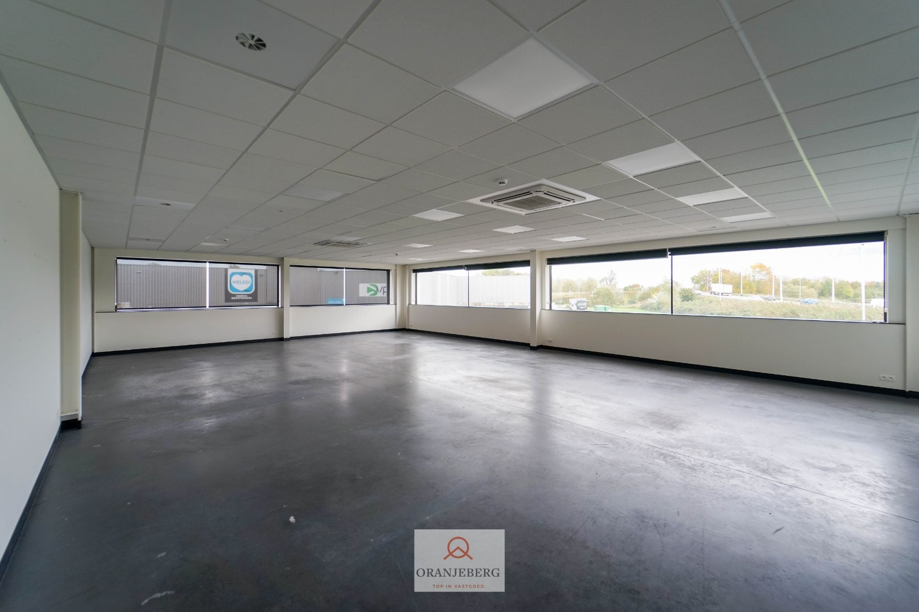 4 ruime en moderne kantoorruimtes te HUUR in EVERGEM foto 8