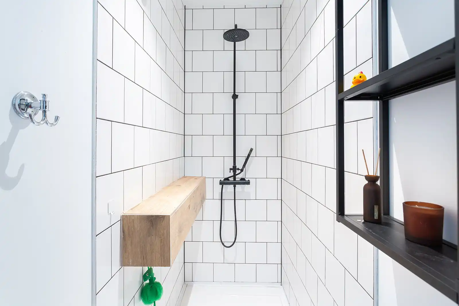 Instapklaar appartement met 2 ruime slaapkamers en terras foto 18