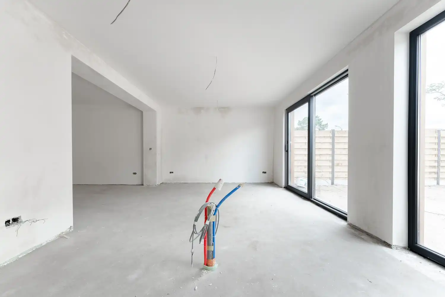 Charmante halfopen woning te koop in Leopoldsburg - 3 slaapkamers, 1 badkamer, ruime keuken en 2 toiletten op 396 m², volledig gerenoveerd in 2026! foto 8