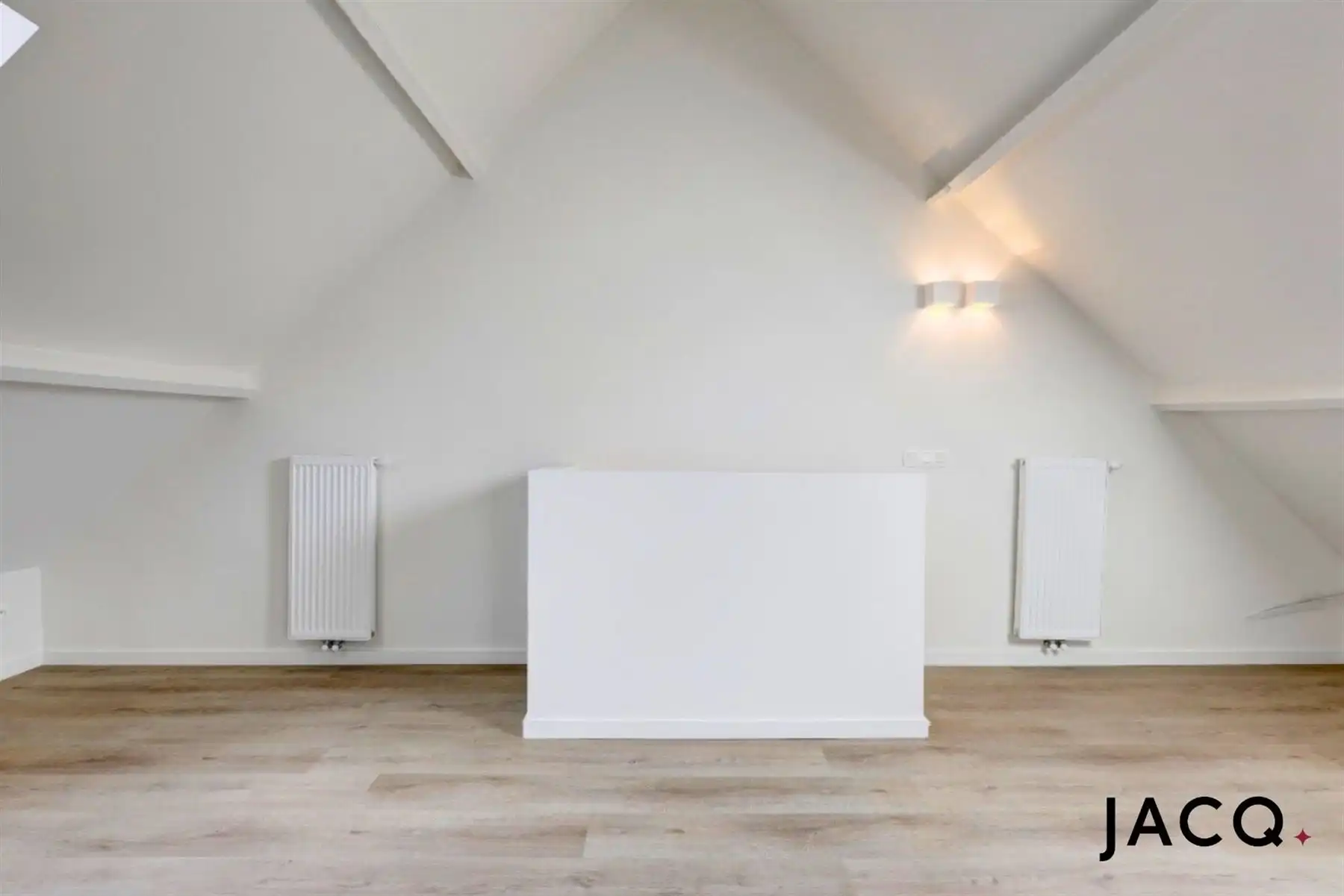 Volledig gerenoveerde woning nabij het centrum! foto 13