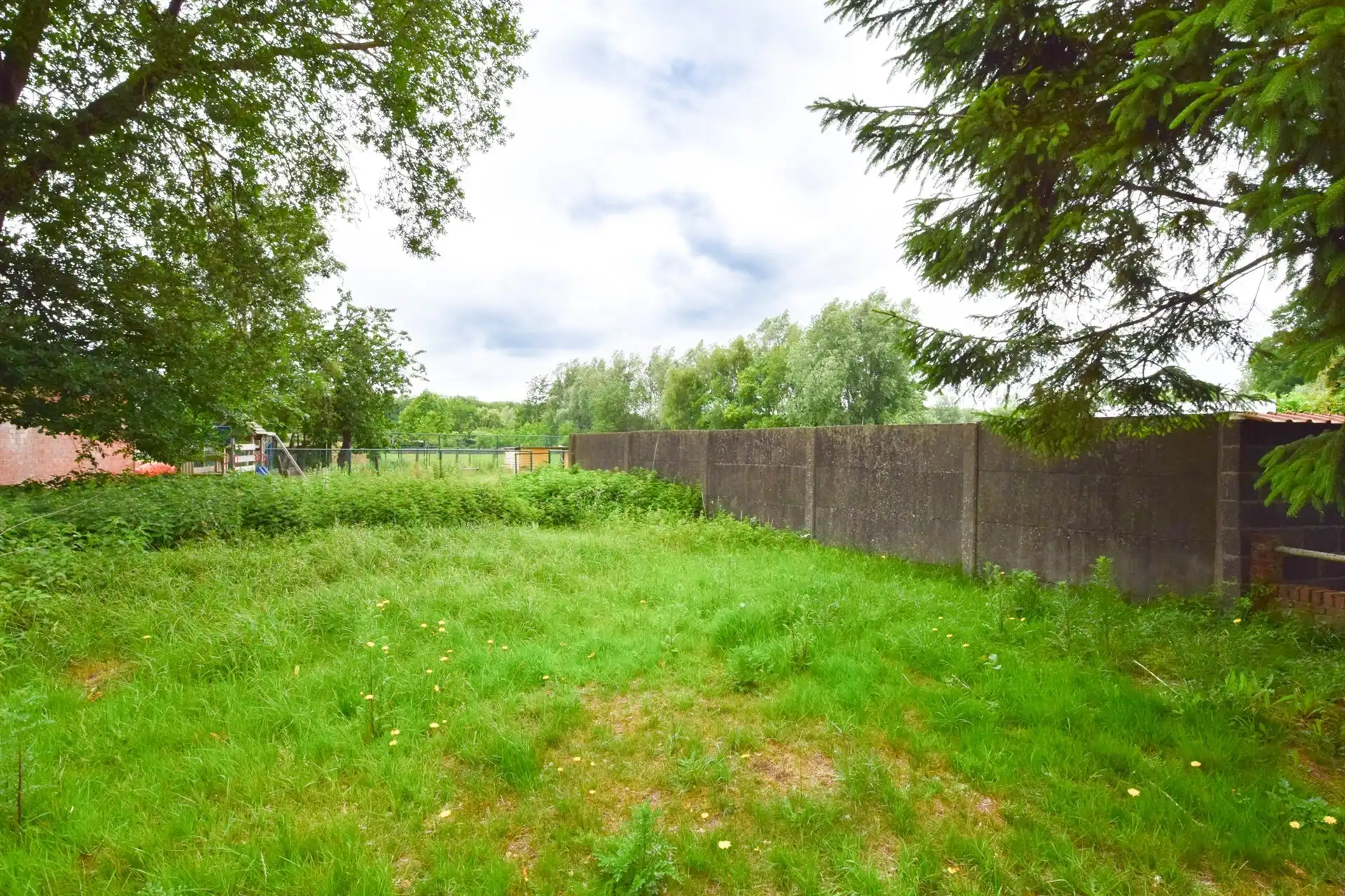 Te renoveren gezinswoning met ruime tuin in de dorpskern van De Klinge foto 31