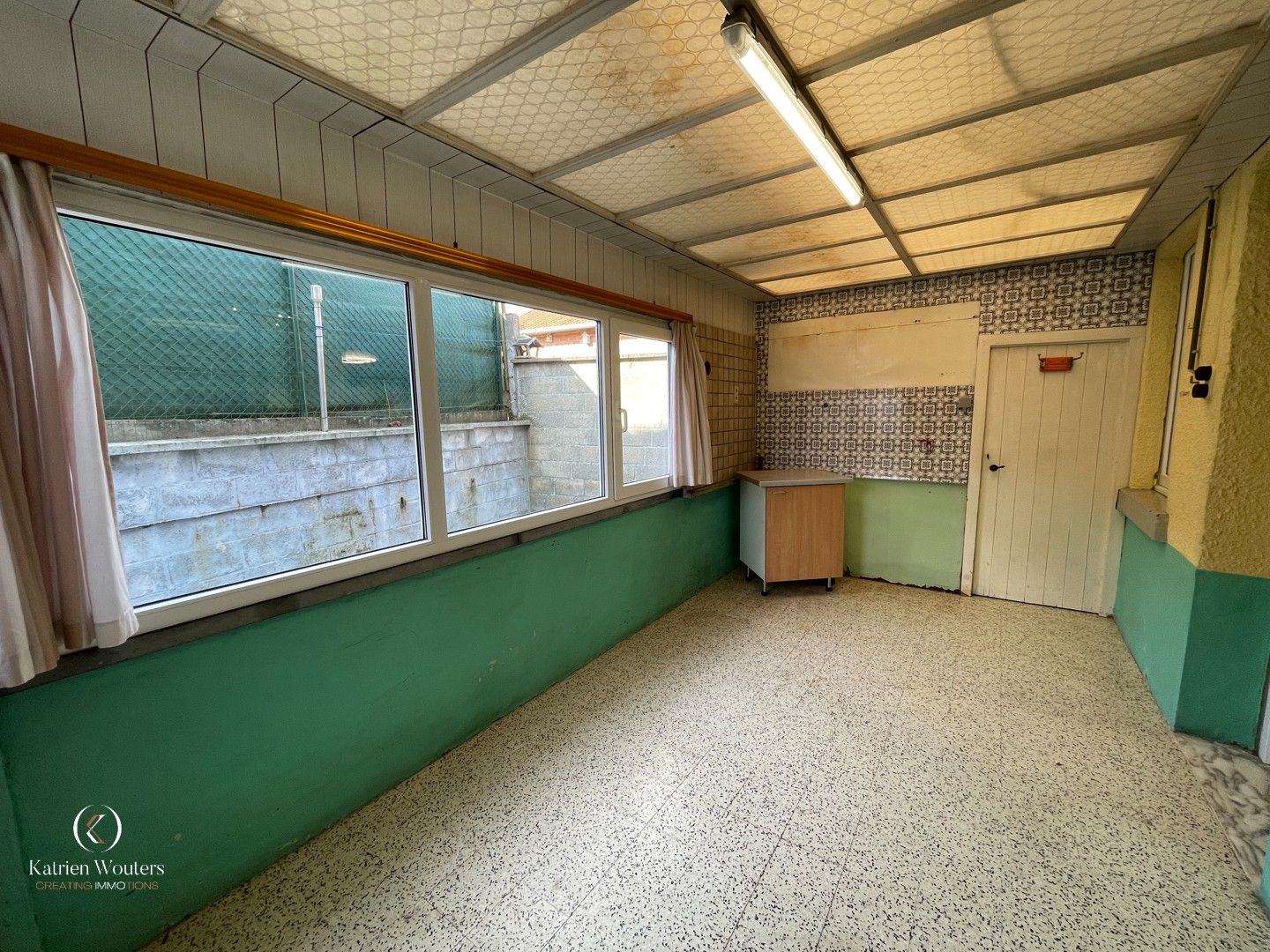 Renovatiewoning met veel potentieel foto 8