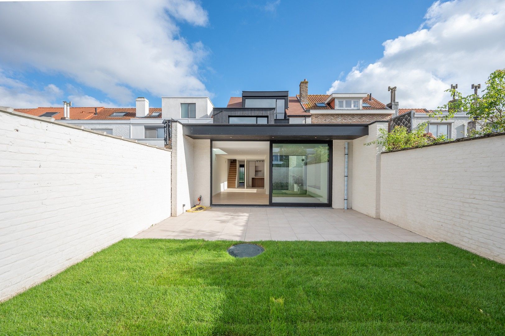 Prachtig gerenoveerde woning in een rustige omgeving nabij de Magere Schorre. foto 12