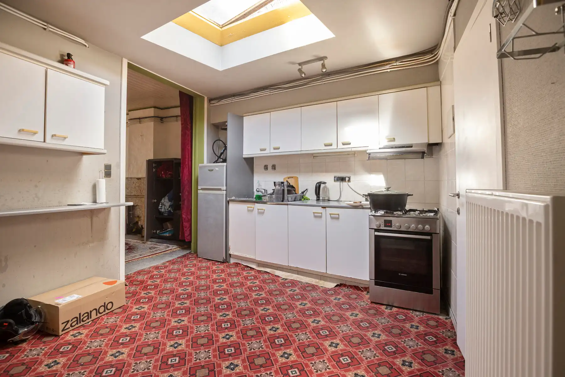 Op te frissen woning met tuin foto 6