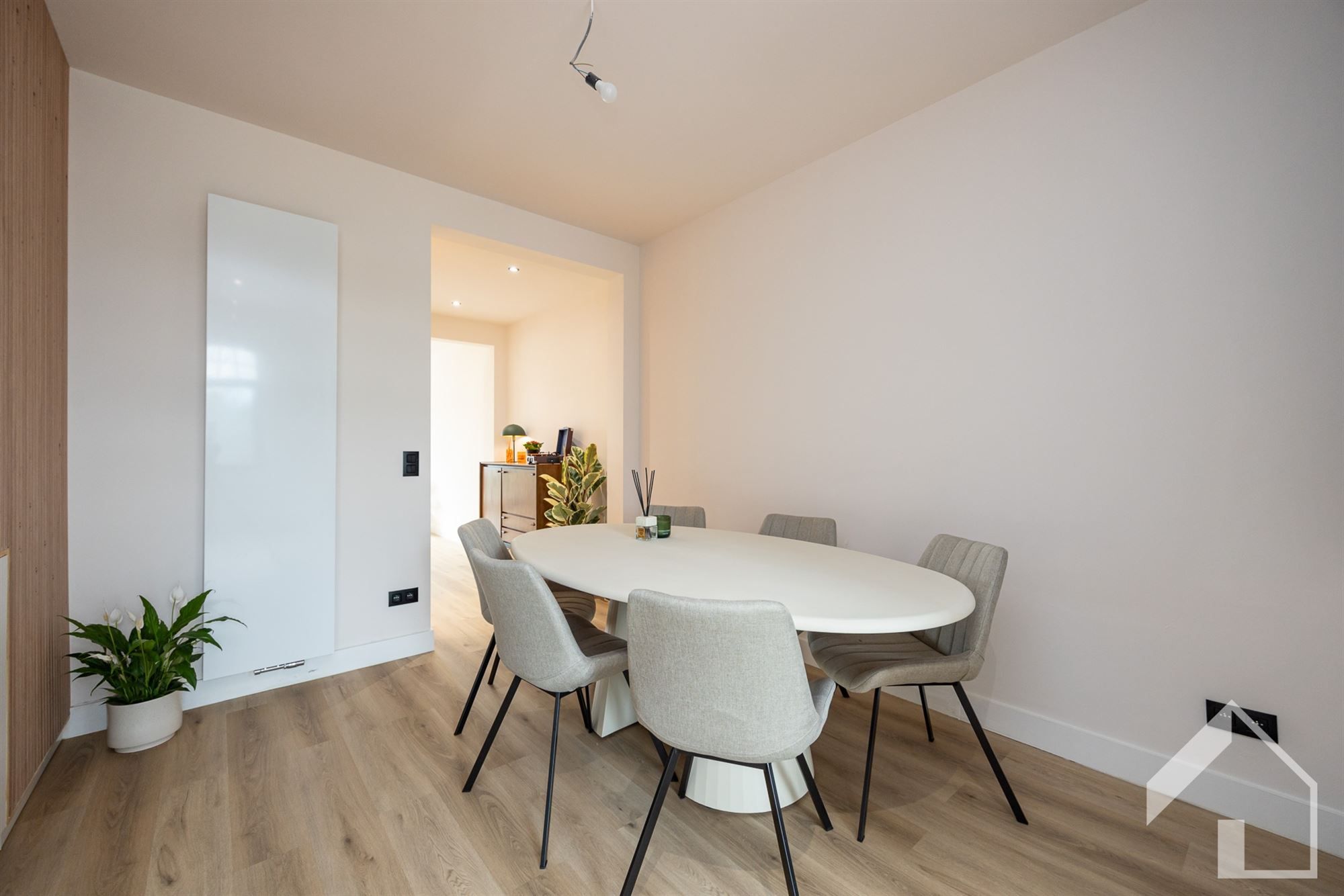 Prachtig gerenoveerde rijwoning! foto 7