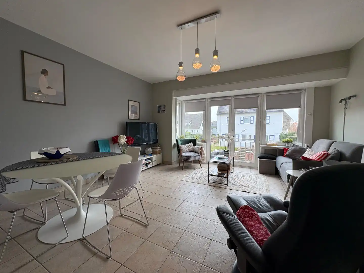 Te koop: verzorgd en zonnig appartement vlak bij zee foto {{pictureIndex}}