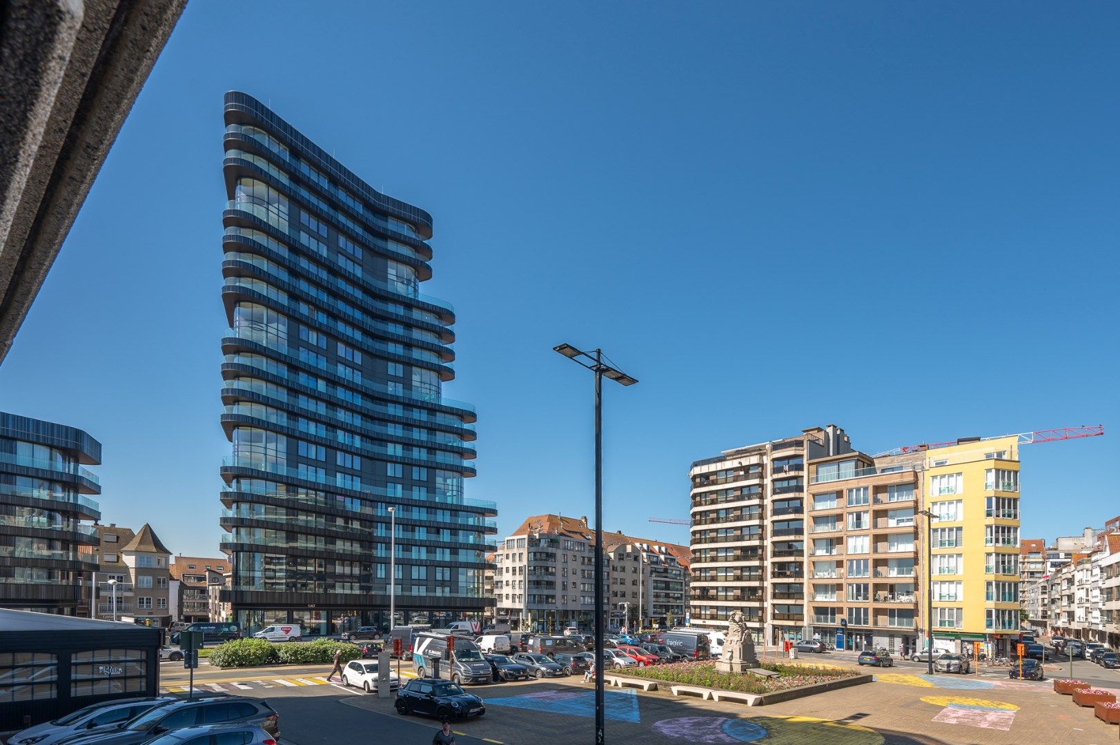 Gerenoveerd appartement met 1 slaapkamer en slaaphoek foto 18