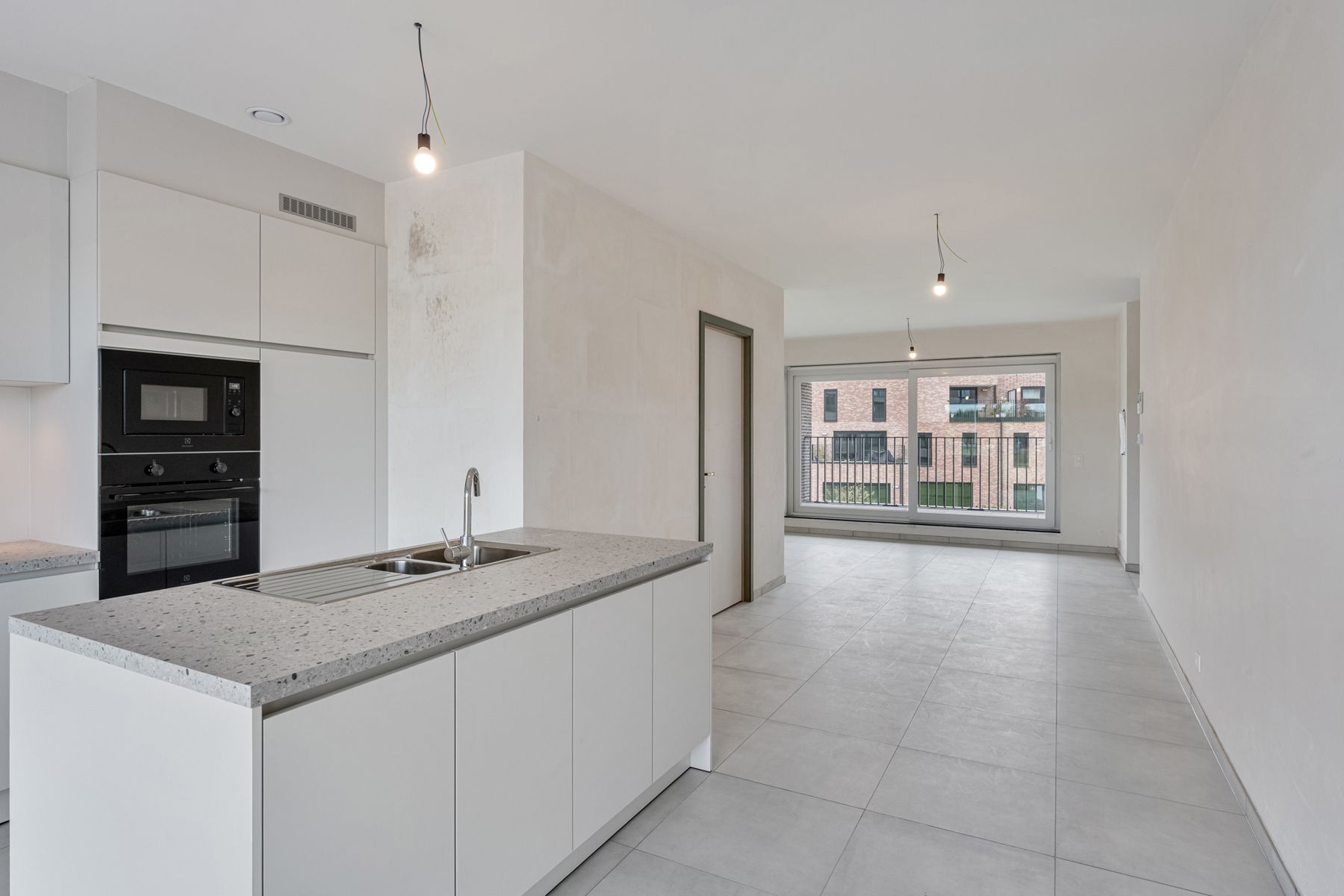 Nieuwbouwappartement met 2 slpks + 2 terrassen foto 6