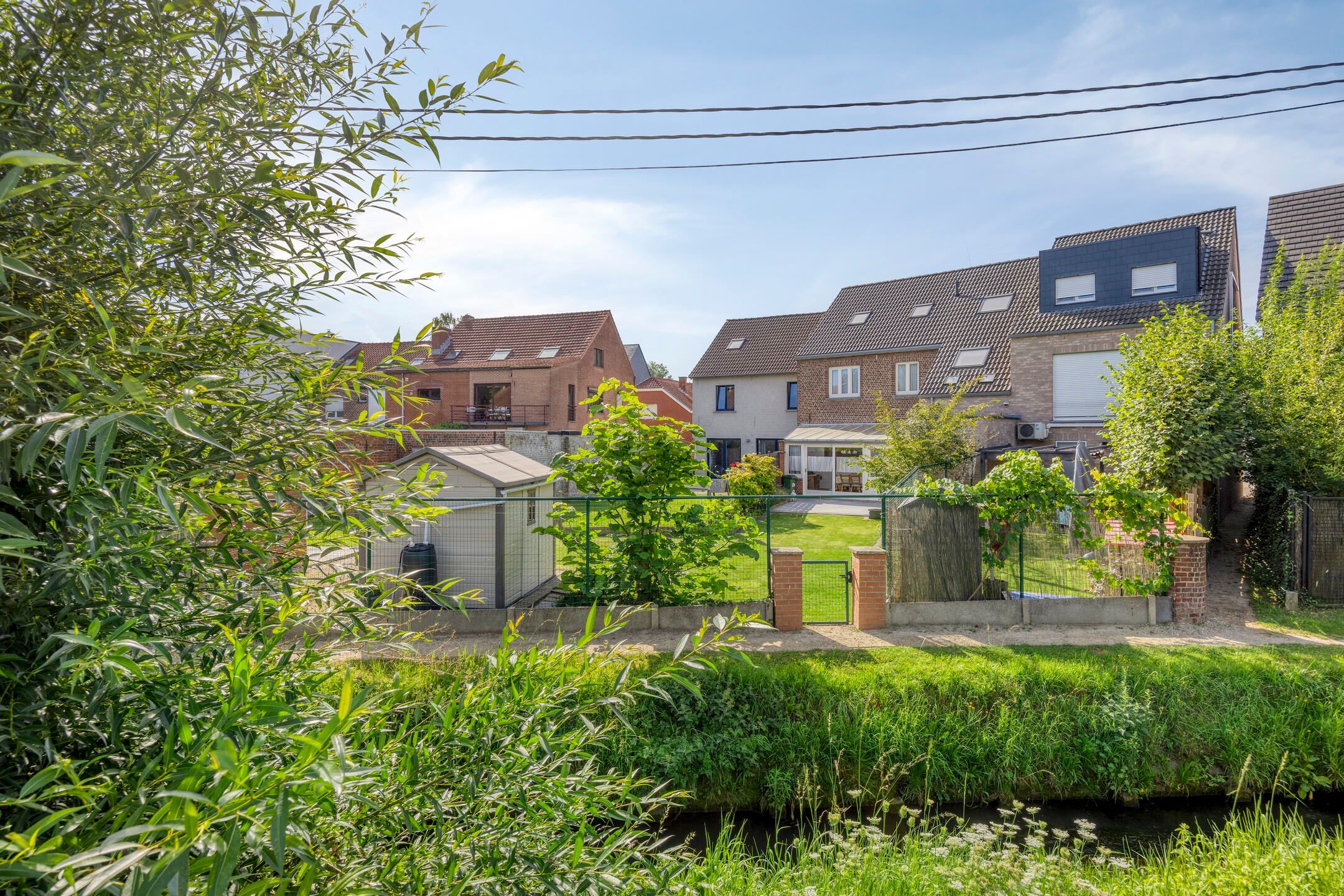 Wonen in dorpelijke charme: lichtrijke en ruime woonst foto 29