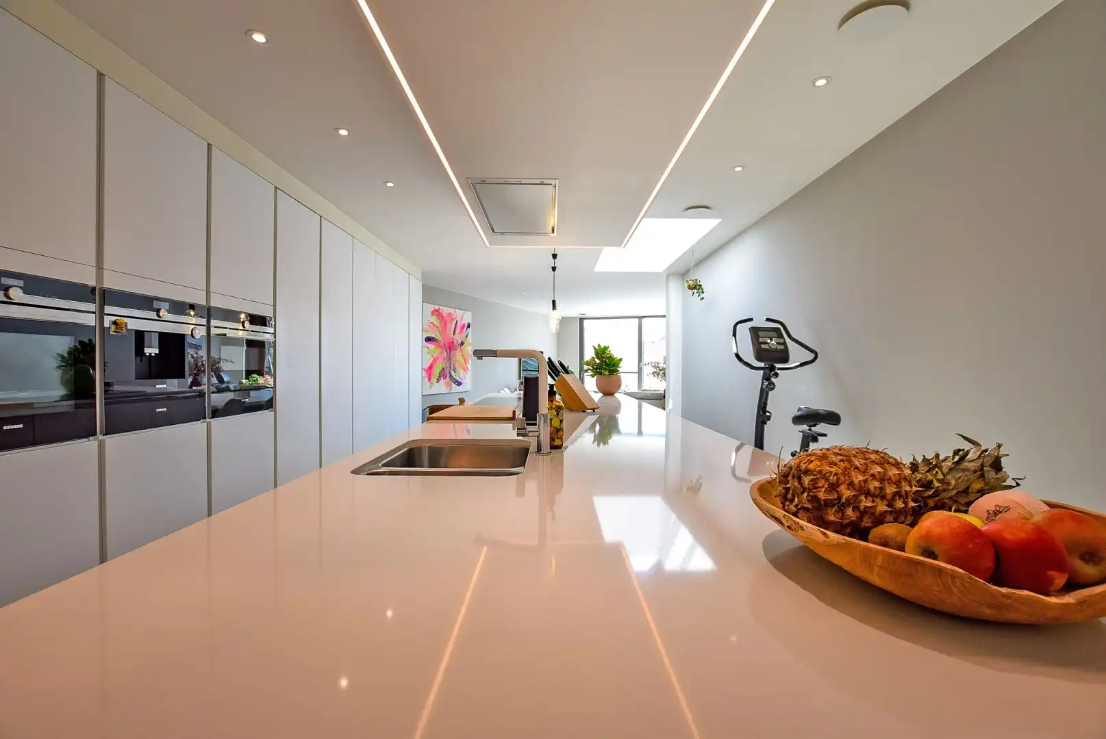 Instapklare, energiezuinige woning met aparte gastenunit in het hartje van Veurne. foto 9