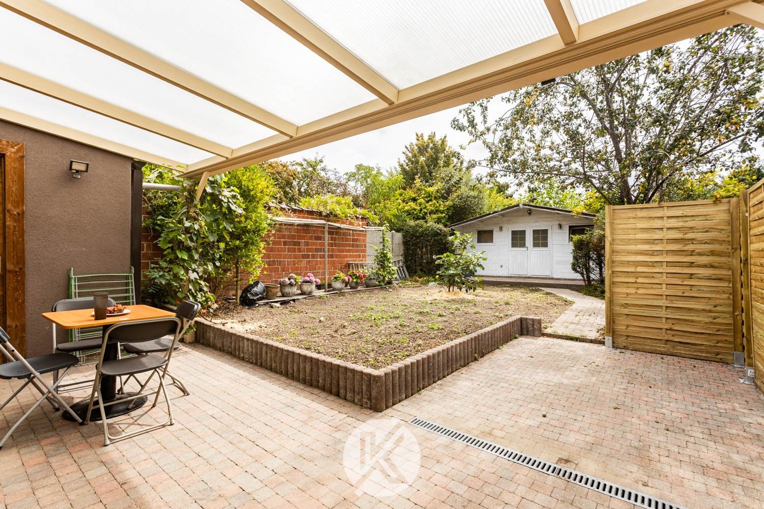 Ruime woning met veel potentieel in centrum Herzele foto 19