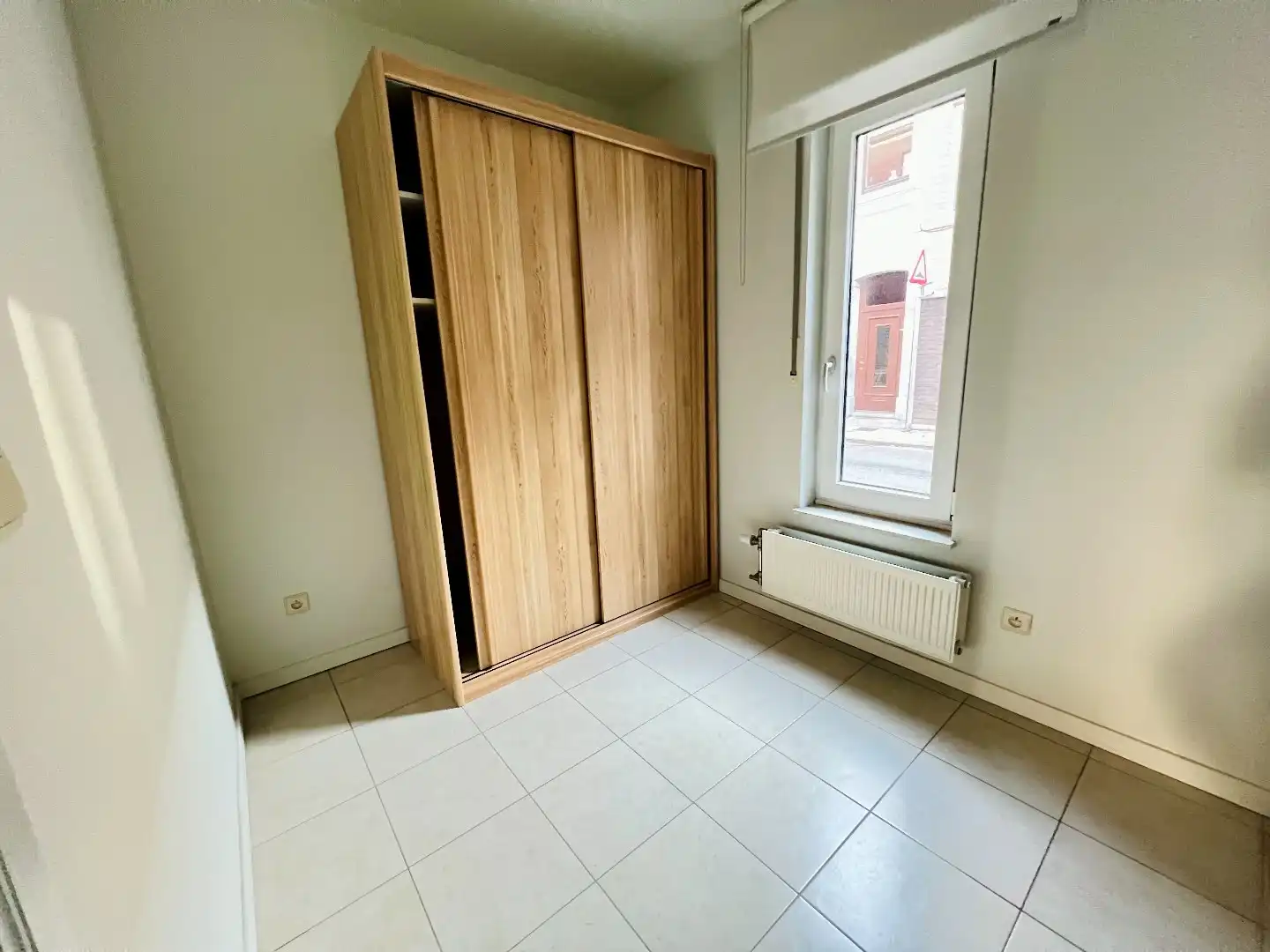 Gelijkvloersapp. met 2 slpks, terras, tuin en  autostaanplaats  foto 9