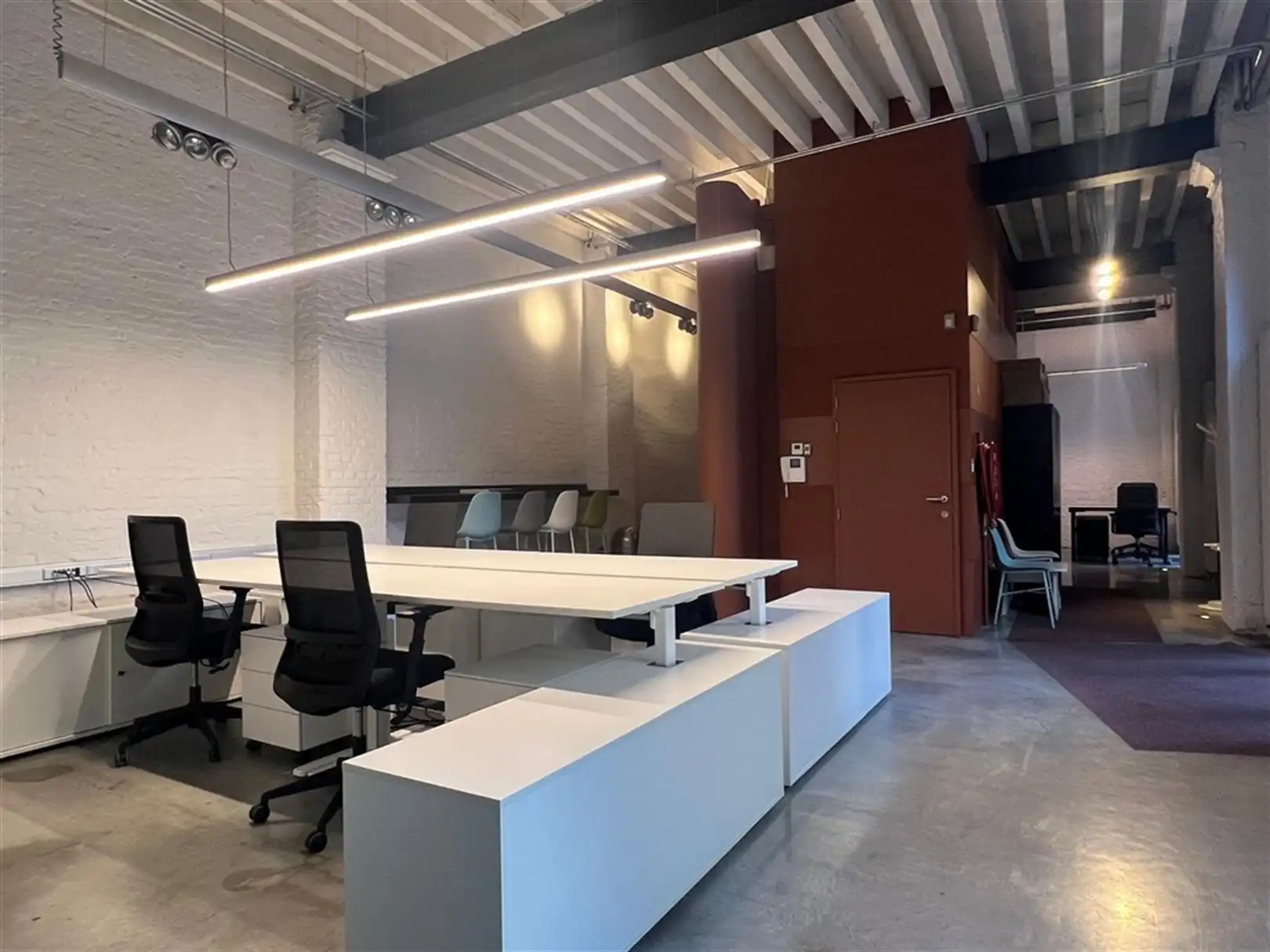 Loftkantoren in gerenoveerd pakhuis aan het Eilandje foto 2