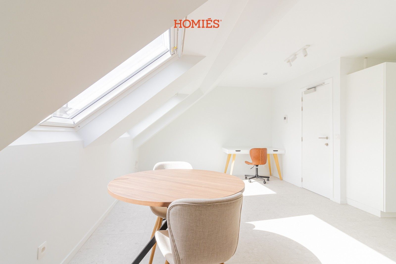 Gerenoveerd gebouw (AAA) - 4 appartementen en 1 studio foto 10