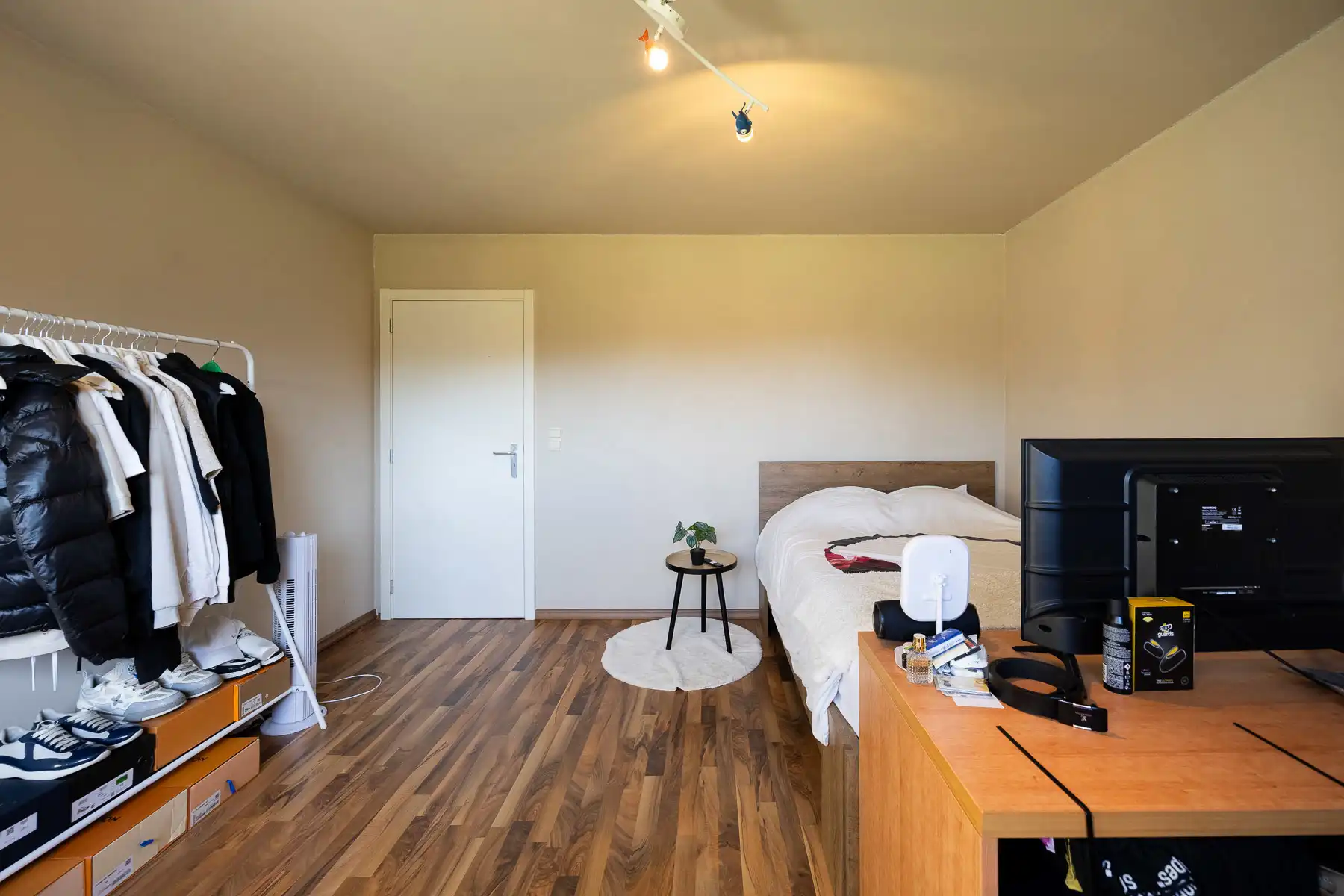 Ruime energiezuinige woning met 6 SLPK's en diepe tuin foto 18
