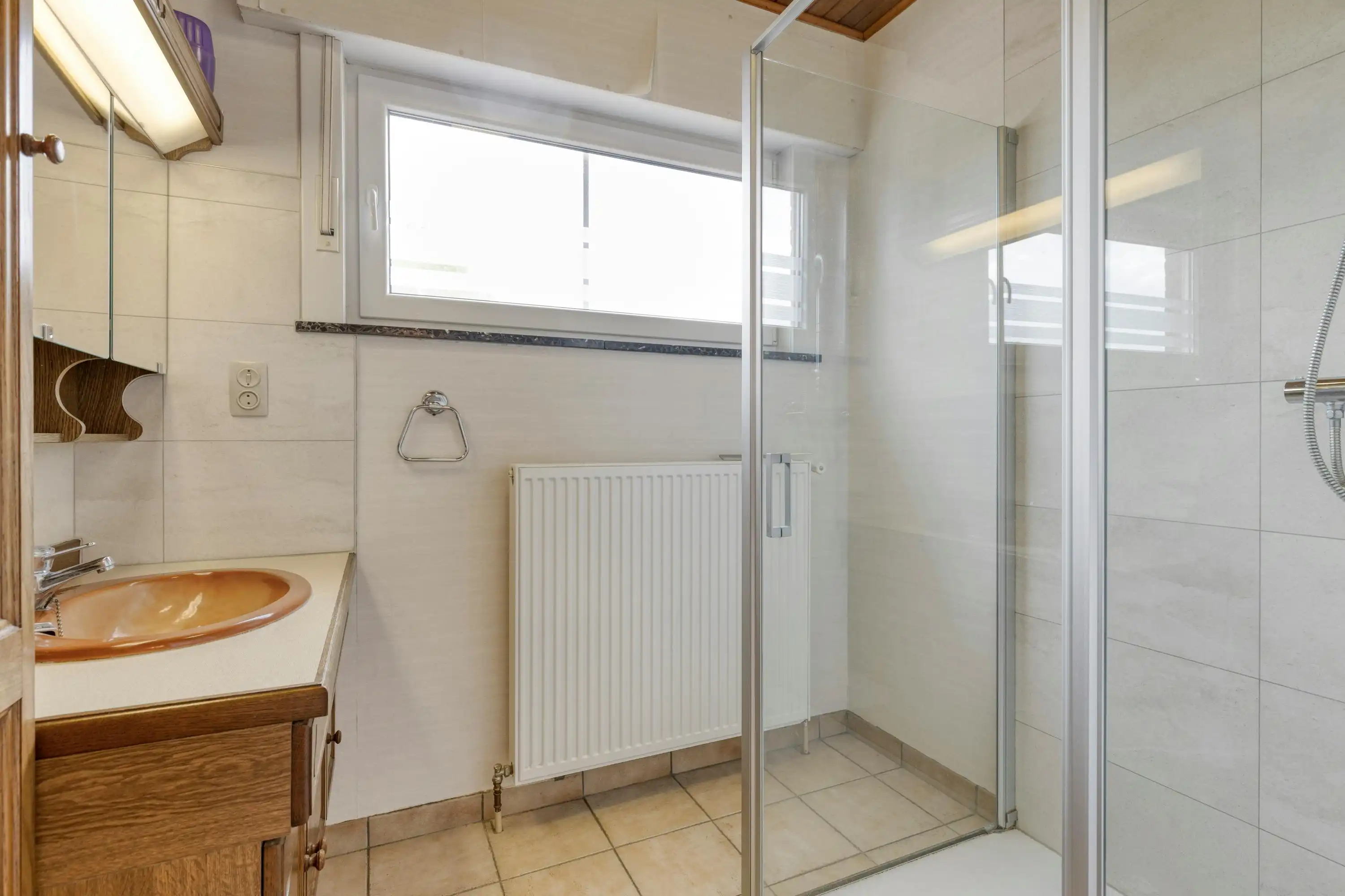 Gelijkvloerse villa met ruime tuin op een perceel van 2113m² foto 12