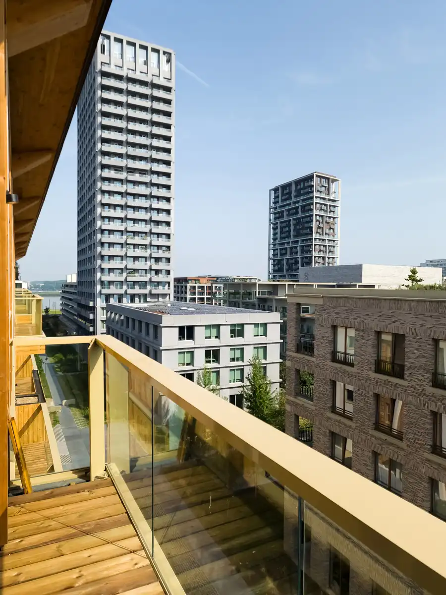 Prachtige penthouse 2 kamer appartement met groot terras foto 16