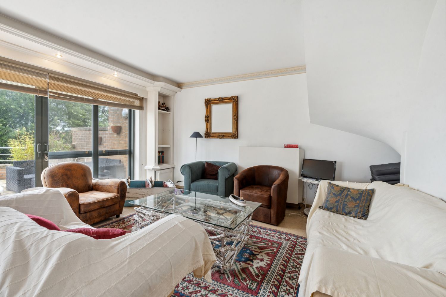 Ruim vier slaapkamer appartement met zongericht terras en zicht op het water foto 4