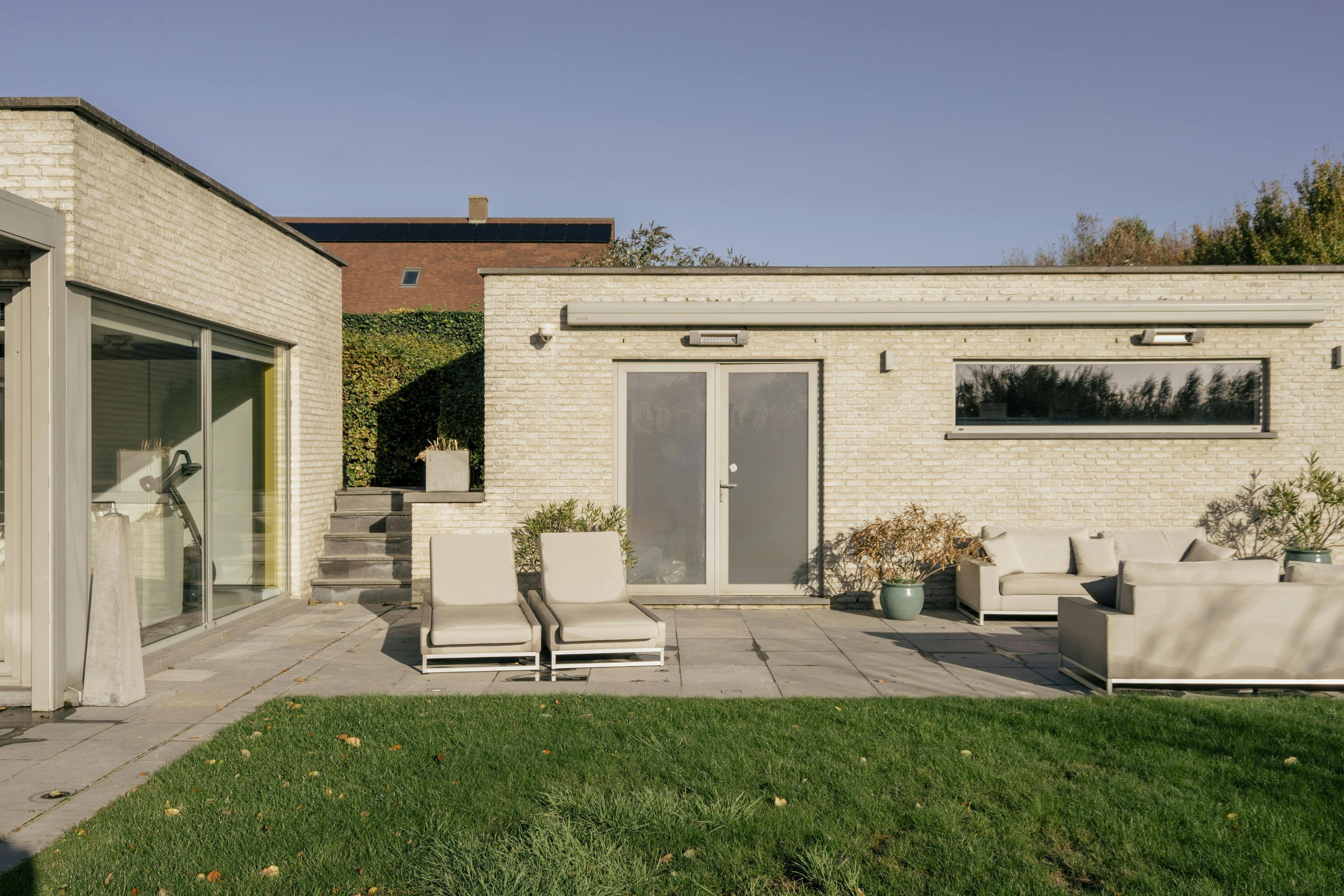 Instapklare villa met 5 slaapkamers en binnenzwembad te koop foto 29