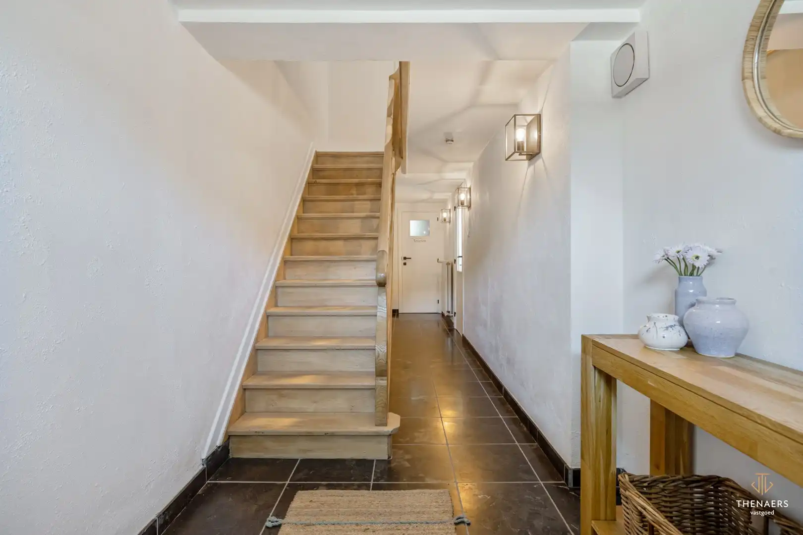Gerenoveerde bel-etagewoning met garage, stadstuin en 235 m² woonruimte. foto 26