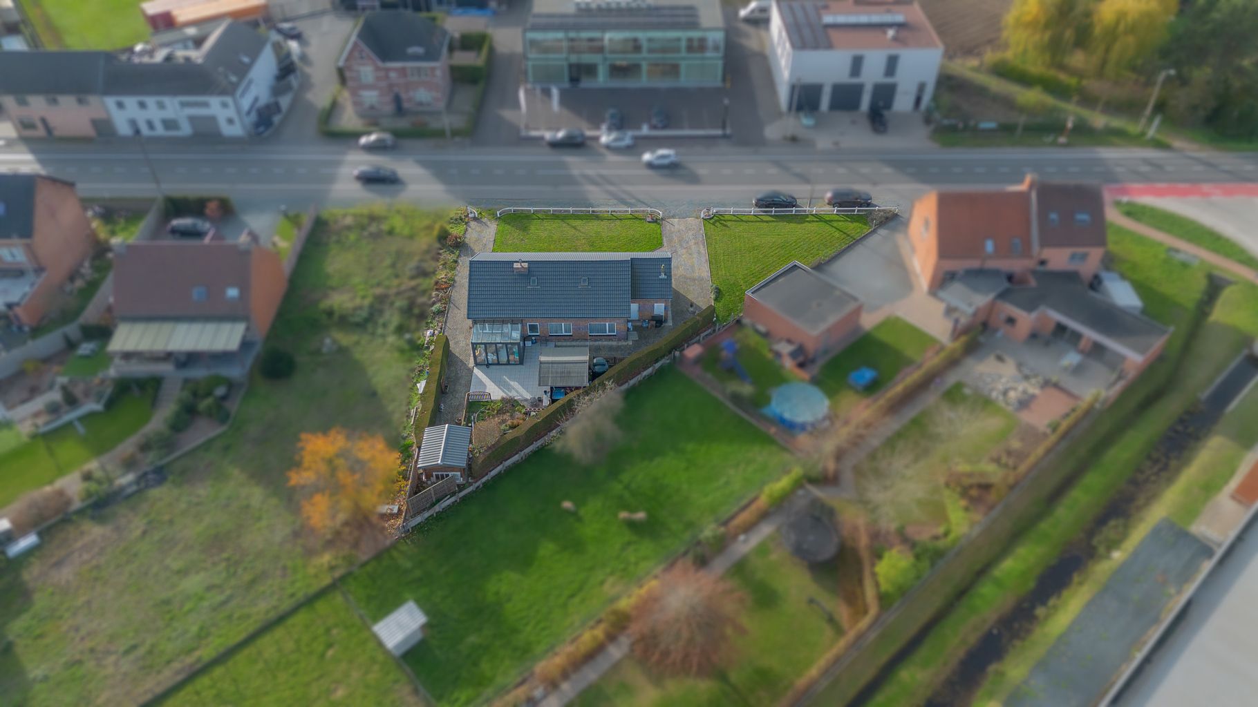 Ruime gezinswoning met 3 slpks! foto 13