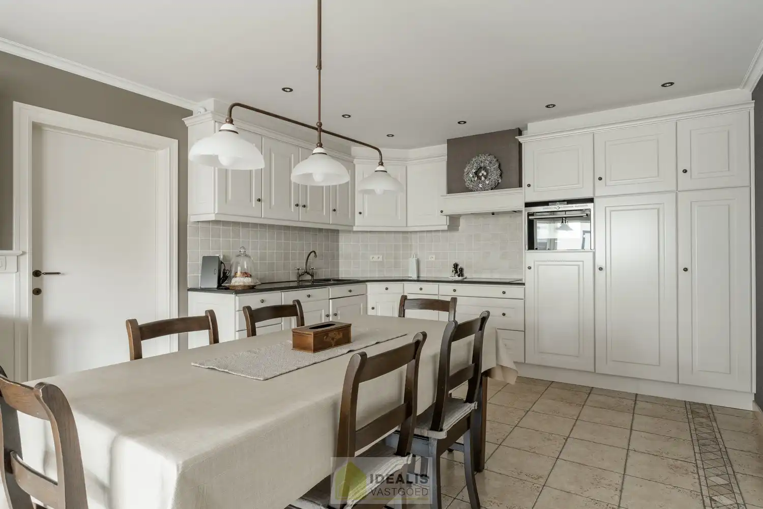 INSTAPKLARE HANDELSRUIMTE VAN MAAR LIEFST +- 410M² MET RIANTE WONING OP SCHITTERENDE COMMERCIËLE ZICHTLOCATIE!! foto 32