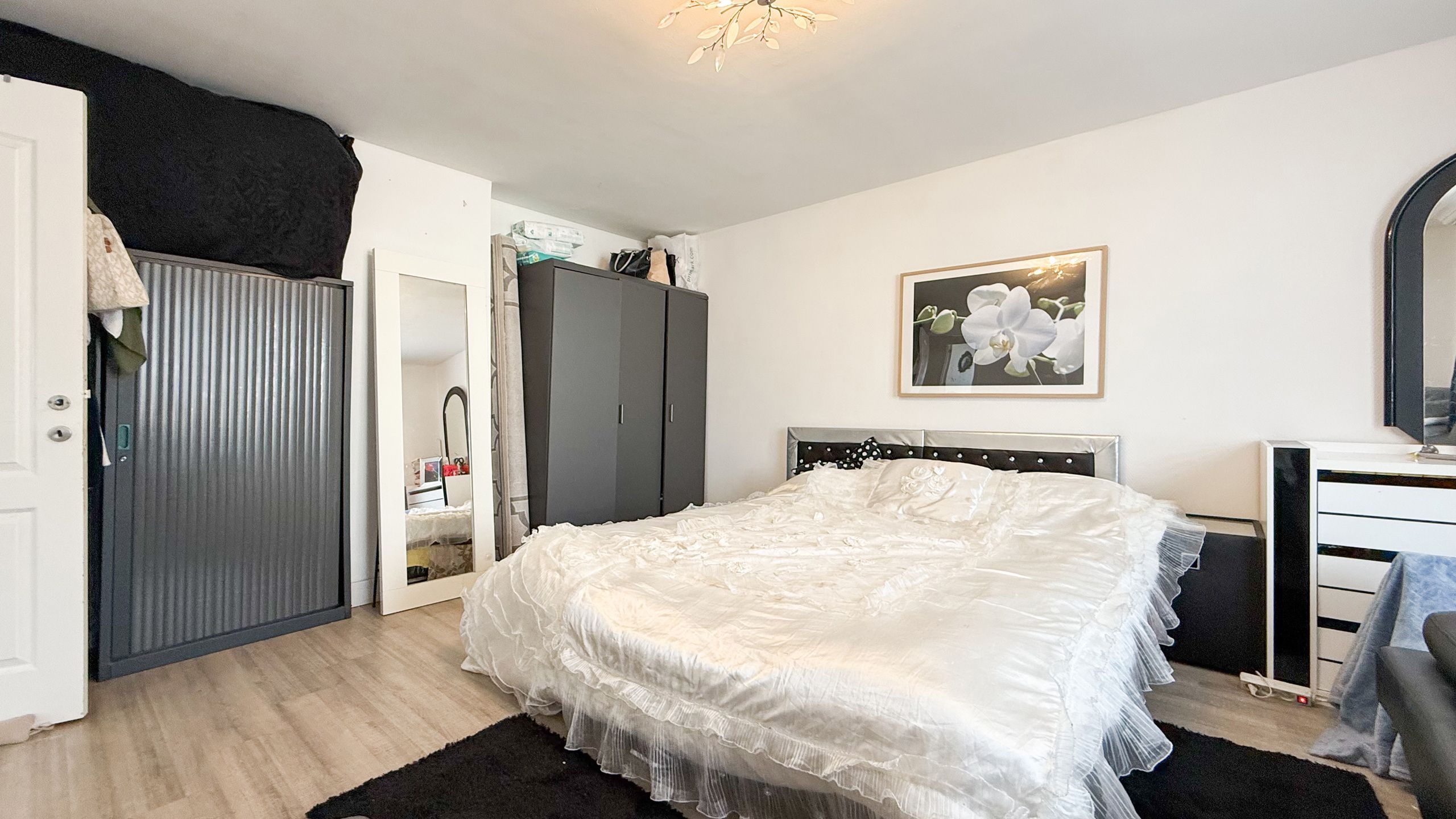 Lichtrijk appartement met 3 slpks, tuin én staanplaats! foto 11