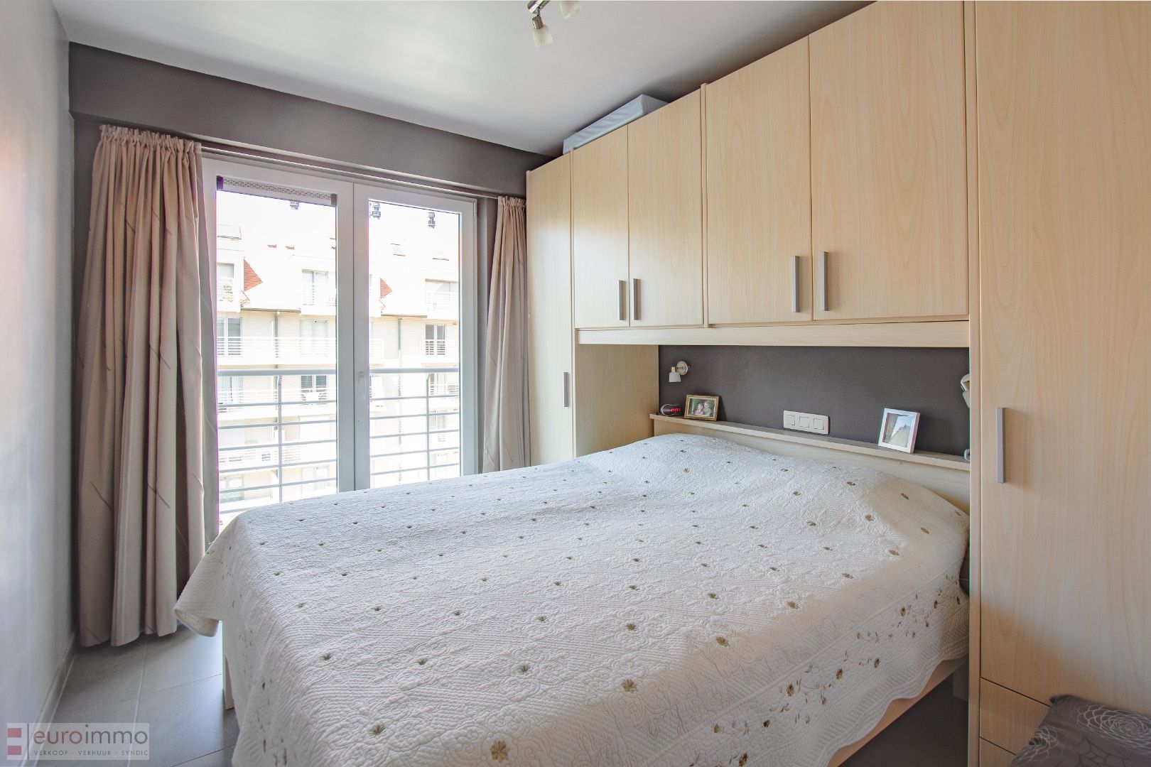 Zuidgericht appartement met 2 slaapkamers in het hart van Nieuwpoort-Bad! foto 5