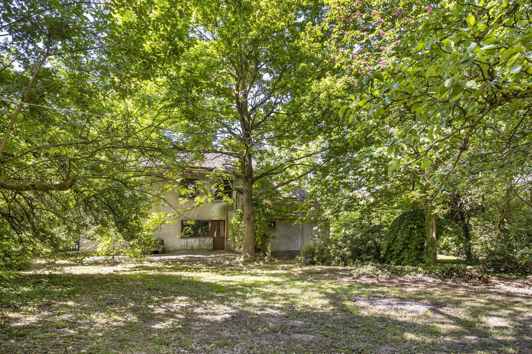 Te renoveren villa op 26a met 5 slaapkamers + praktijkmog. foto 27