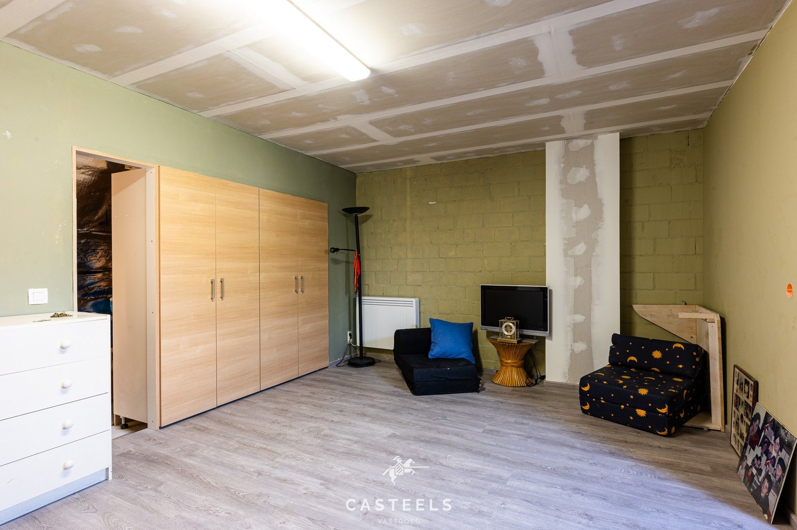 Instapklare woning met tuin, oprit en terras in de Vuurtorenwijk foto 13