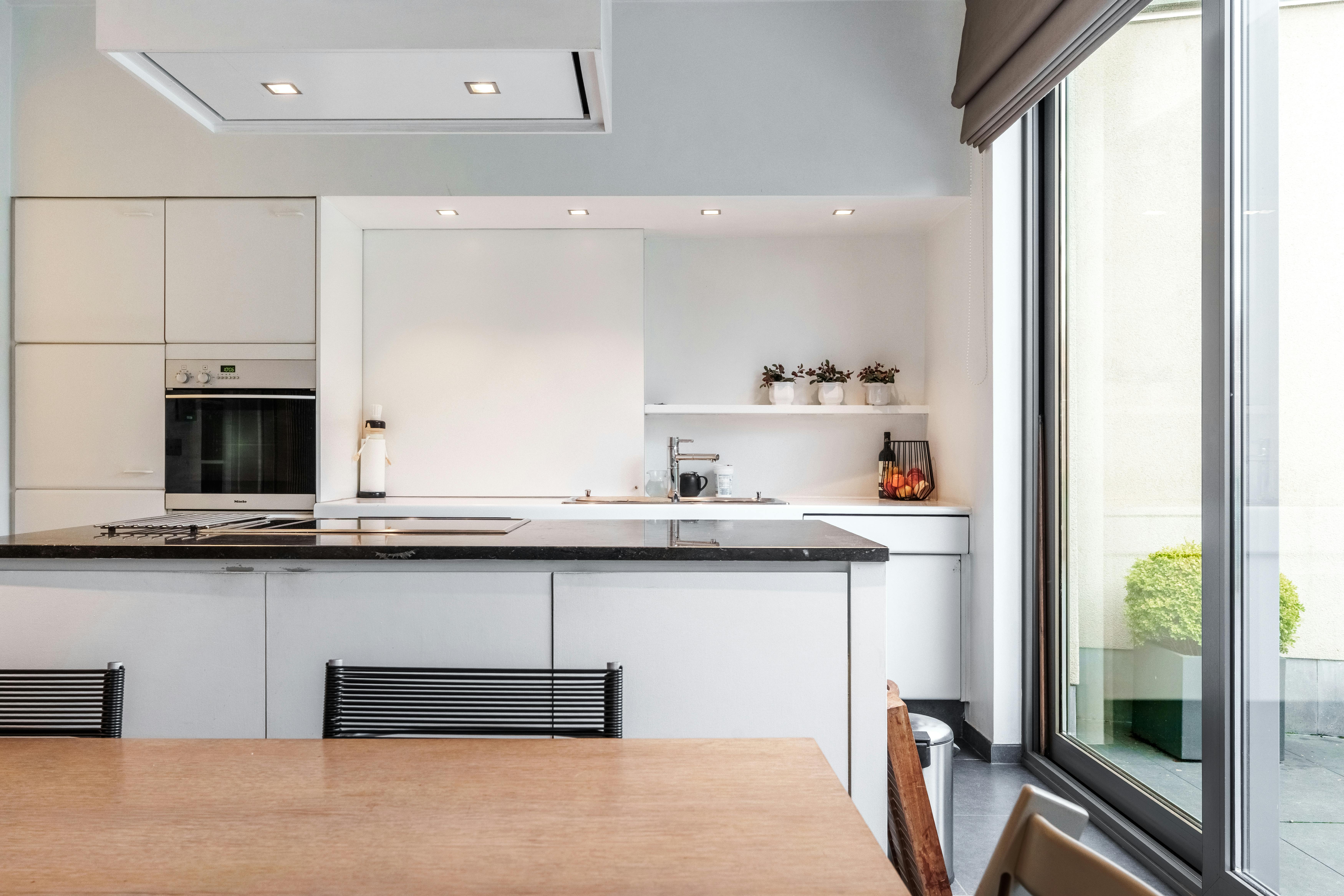 Magnifiek herenhuis te koop op 100m van de Menenpoort in Ieper foto 18