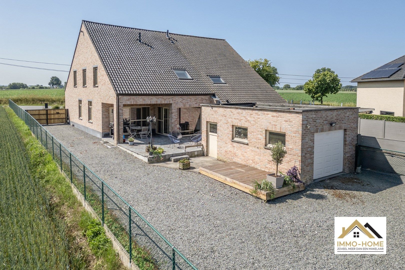 Energiezuinige halfopen bebouwing met panoramisch uitzicht foto 2