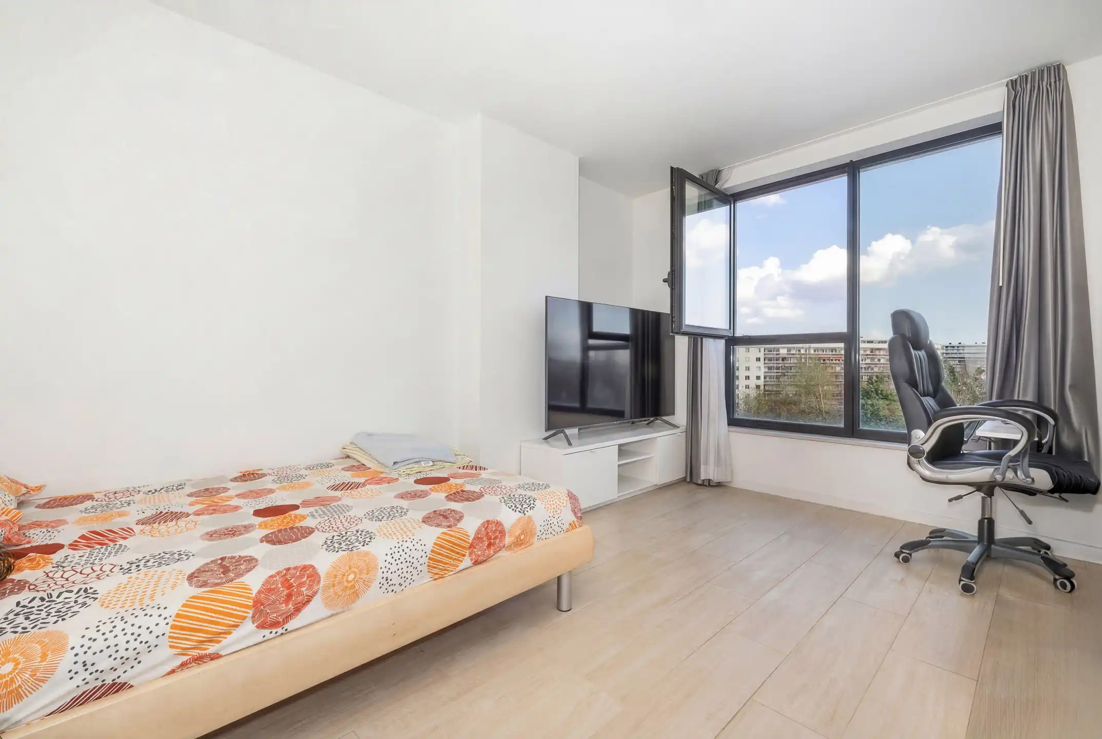 Genèvestraat: een instapklaar appartement met 3 slaapkamers foto 6