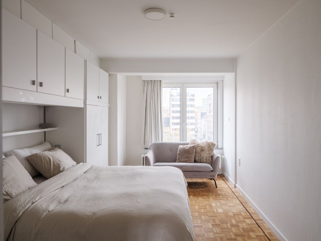 Kwalitatief hoekappartement (BVO 118 m²) met terras en een weids zicht over het Zuidpark en de torens van Gent. foto 15