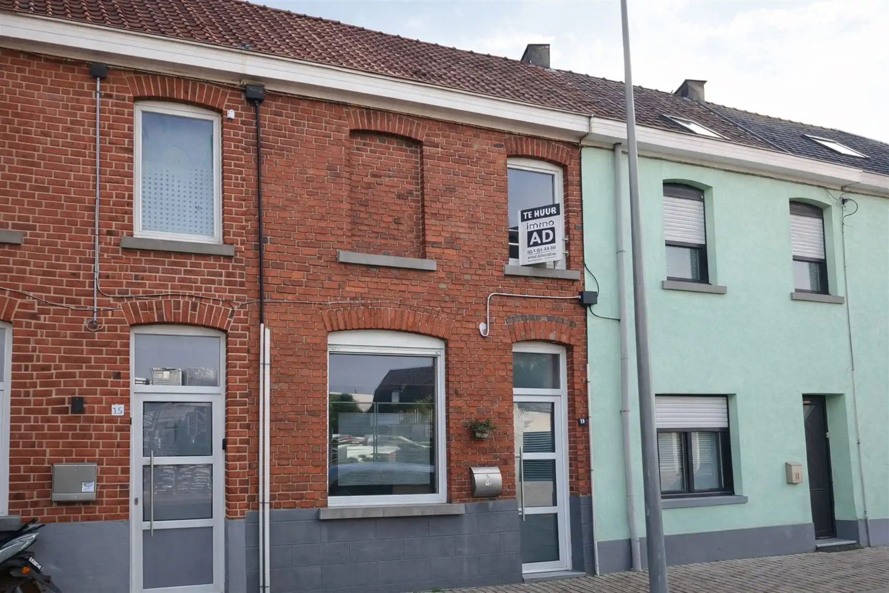 Gerenoveerde woning met 2 slaapkamers en tuin foto {{pictureIndex}}