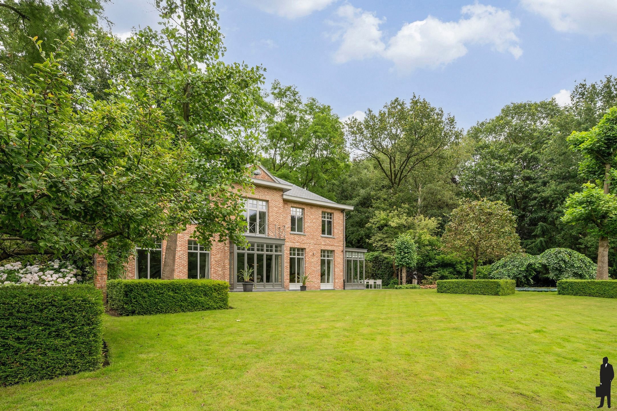 Unieke villa op een parkdomein van ca. 9.847 m²! foto 41