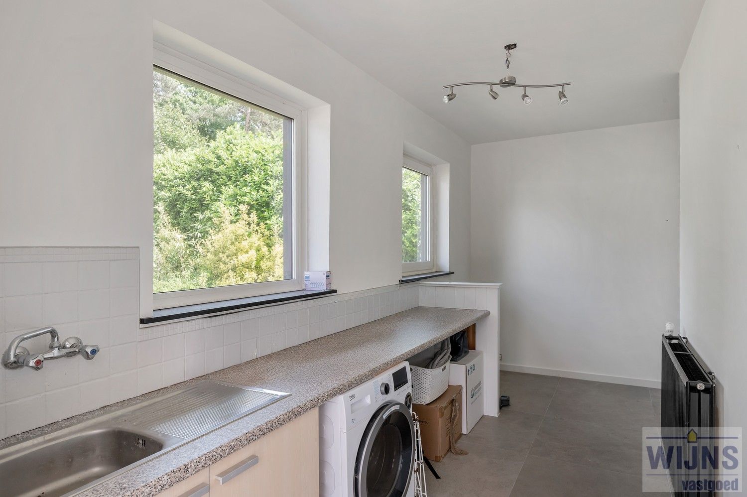 "OPENHUIS" op donderdag 26/06 van 18u tot 19u30!! Prachtige en ruime villa met mogelijk zes slaapkamers gelegen op een toplocatie. foto 38