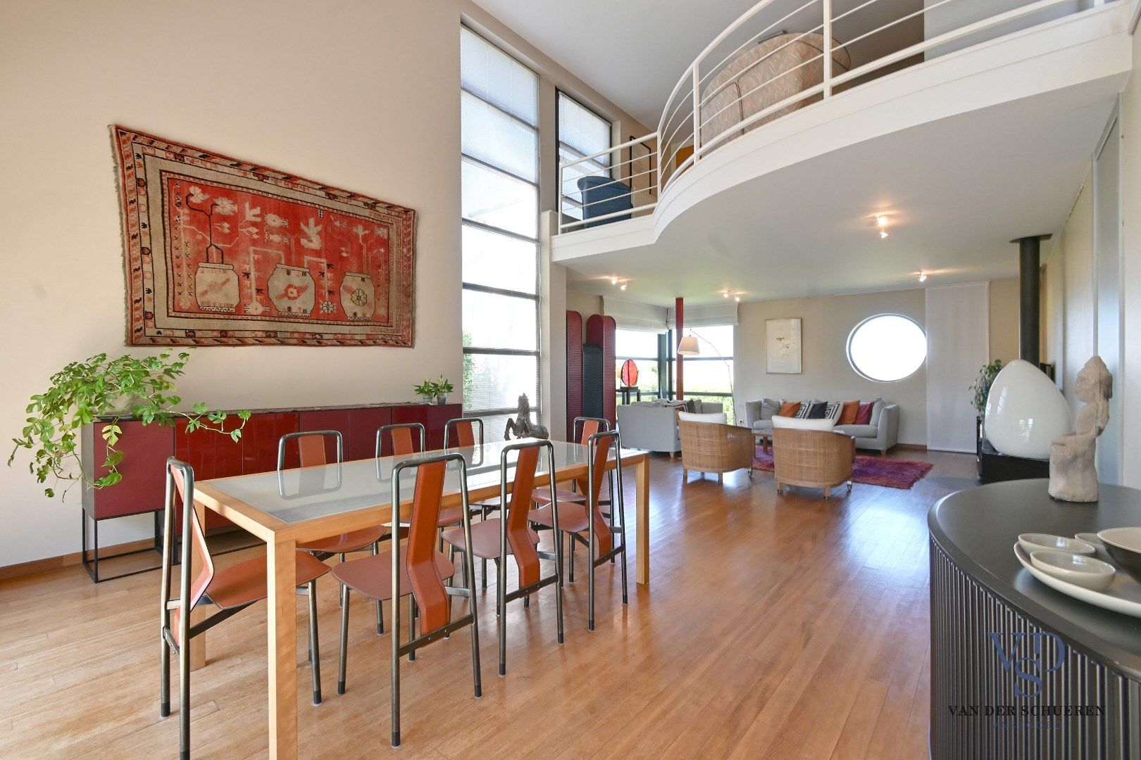 Exclusieve villa met weide (ca. 1 ha) en adembenemende vergezichten foto 5