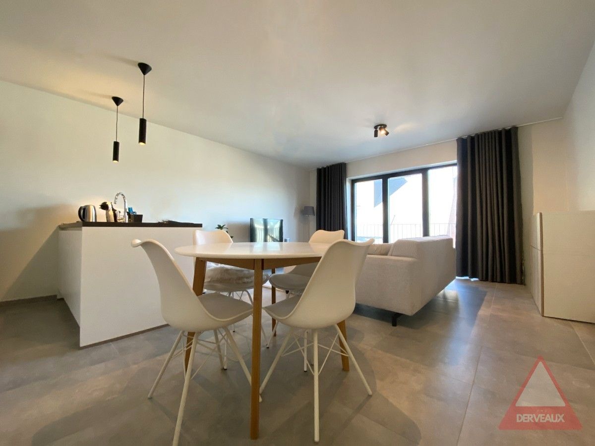 Roeselare - Instapklaar appartement foto 4
