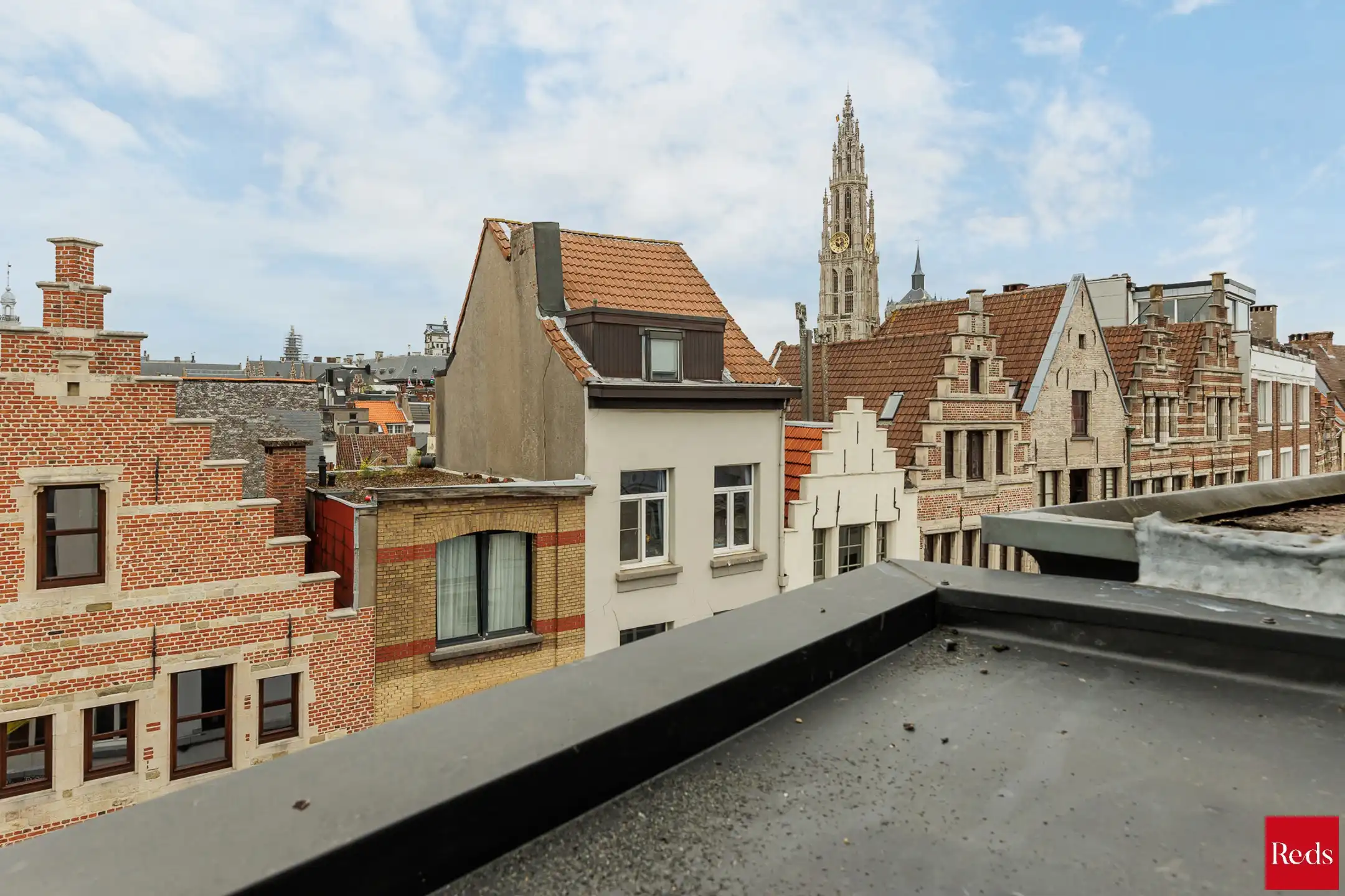 Gerenoveerd appartement op toplocatie in Antwerpen foto 4
