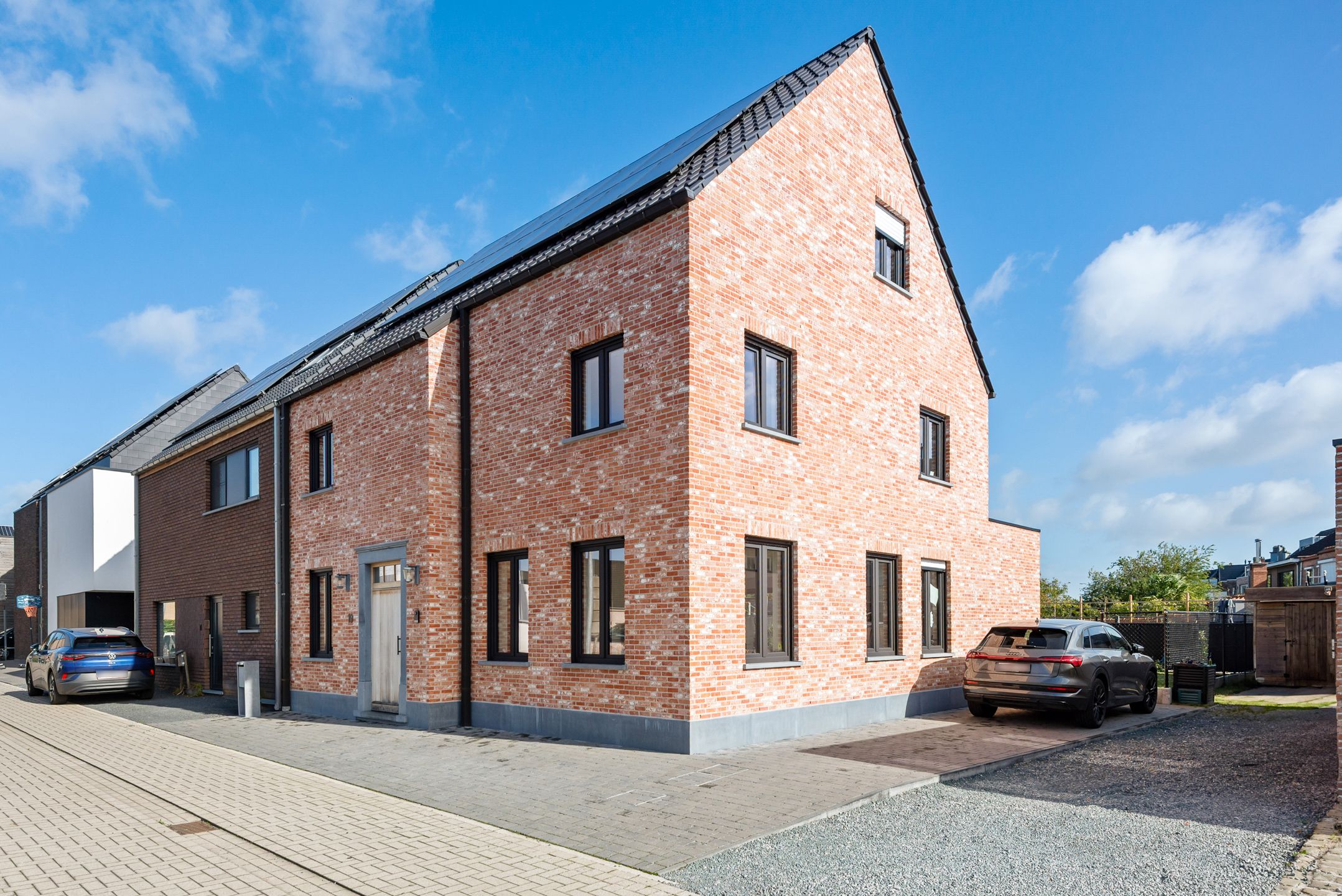 Energiezuinige halfopen bebouwing in Branst foto 2